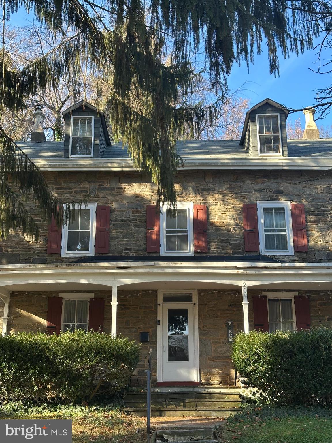 209 GREENWOOD AVENUE