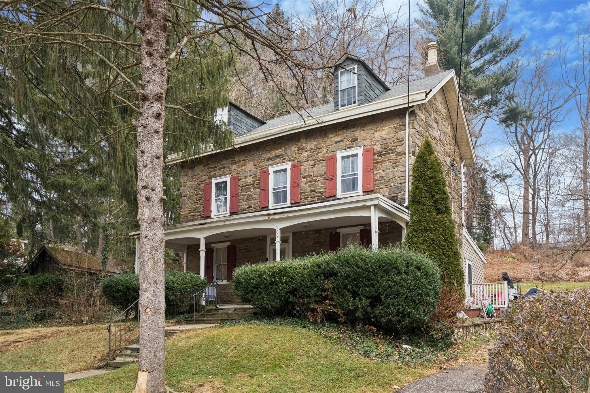 OLD WYNCOTE - Residential