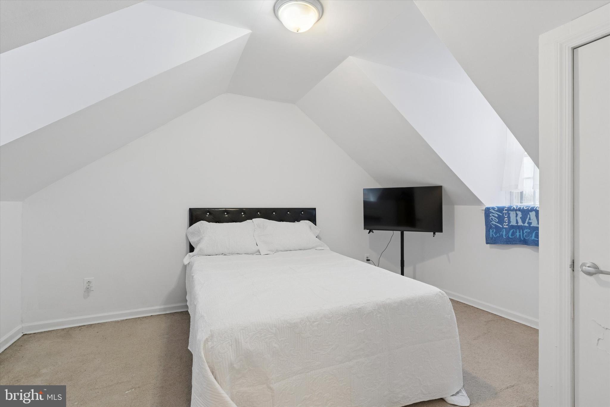 OLD WYNCOTE - Residential