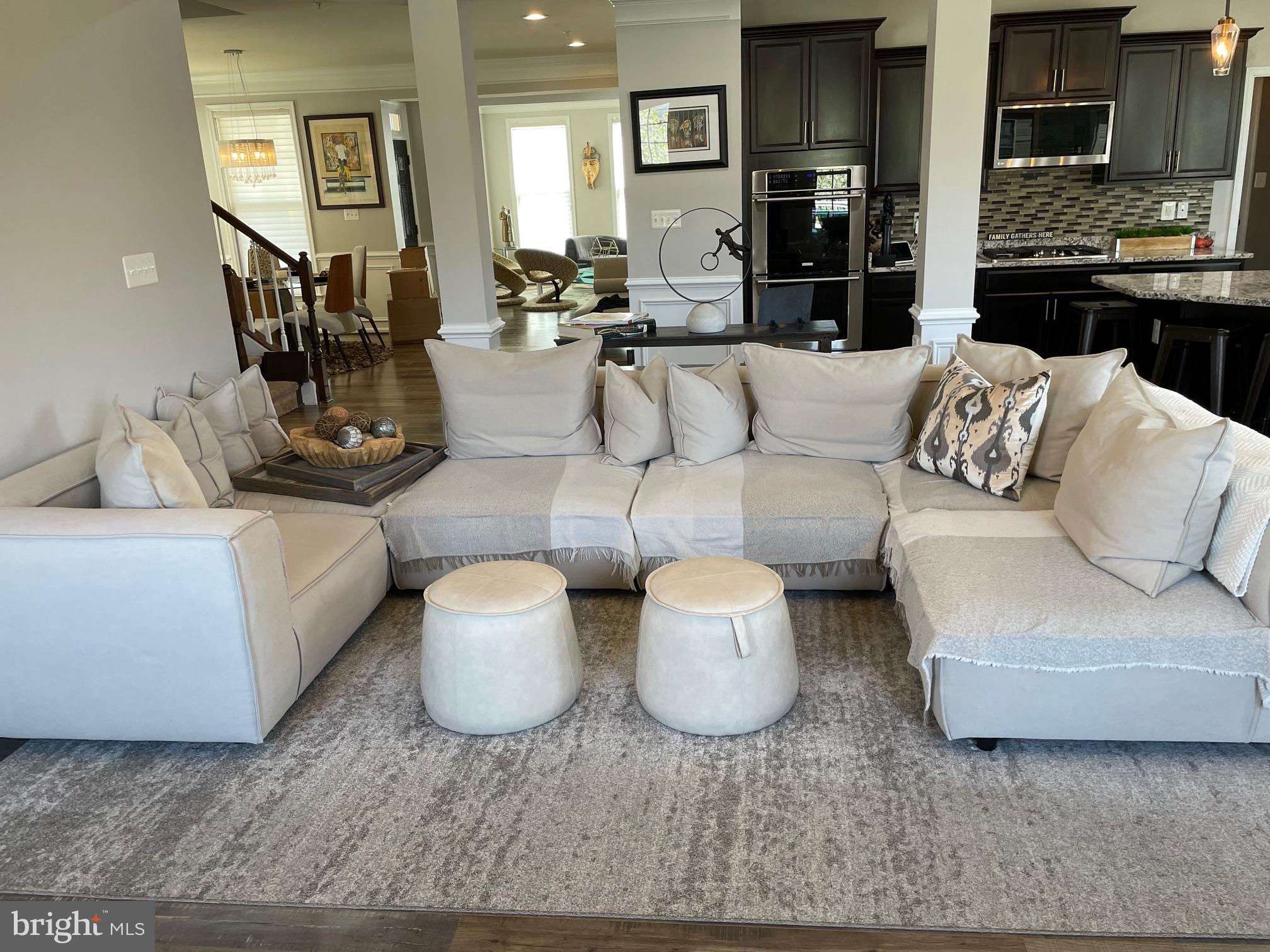 WOODMORE TOWNE CENTRE - Residential