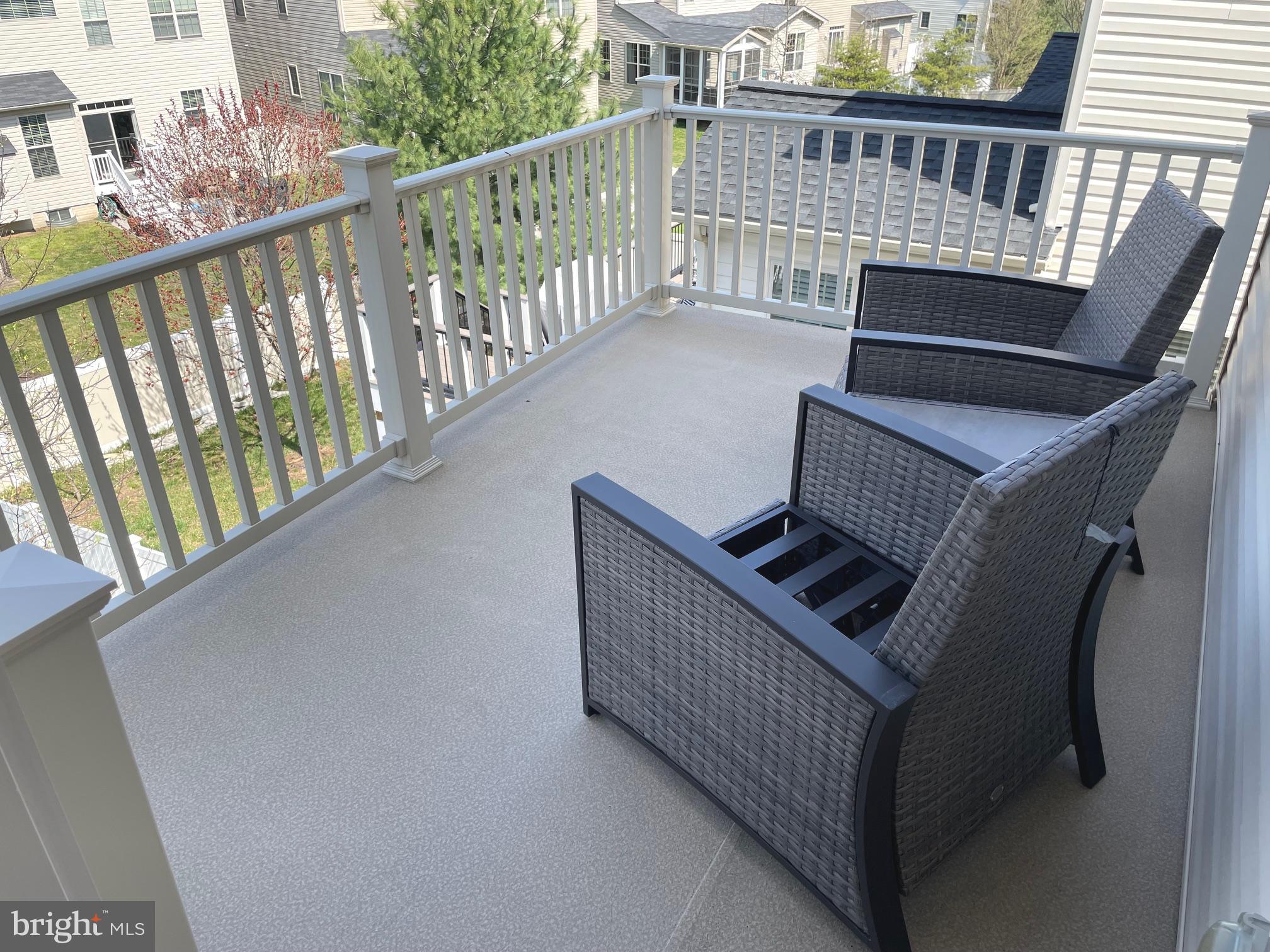 WOODMORE TOWNE CENTRE - Residential