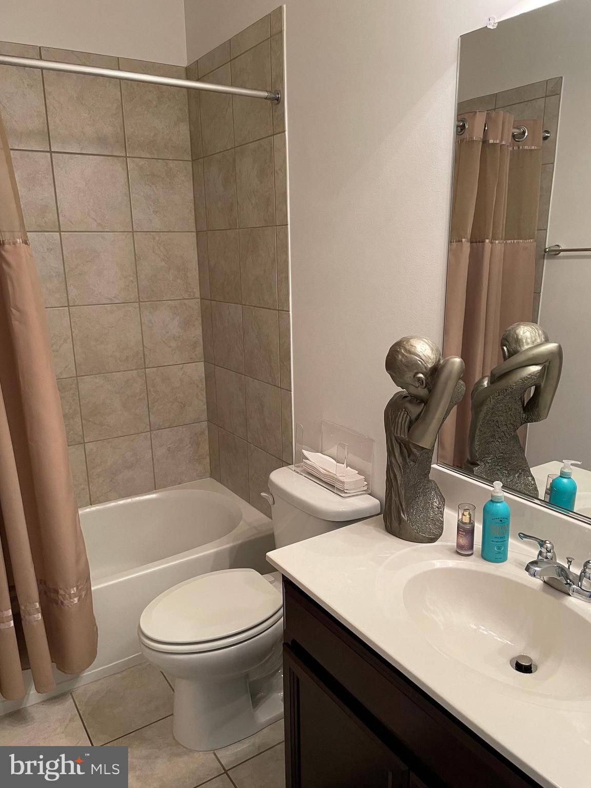 WOODMORE TOWNE CENTRE - Residential