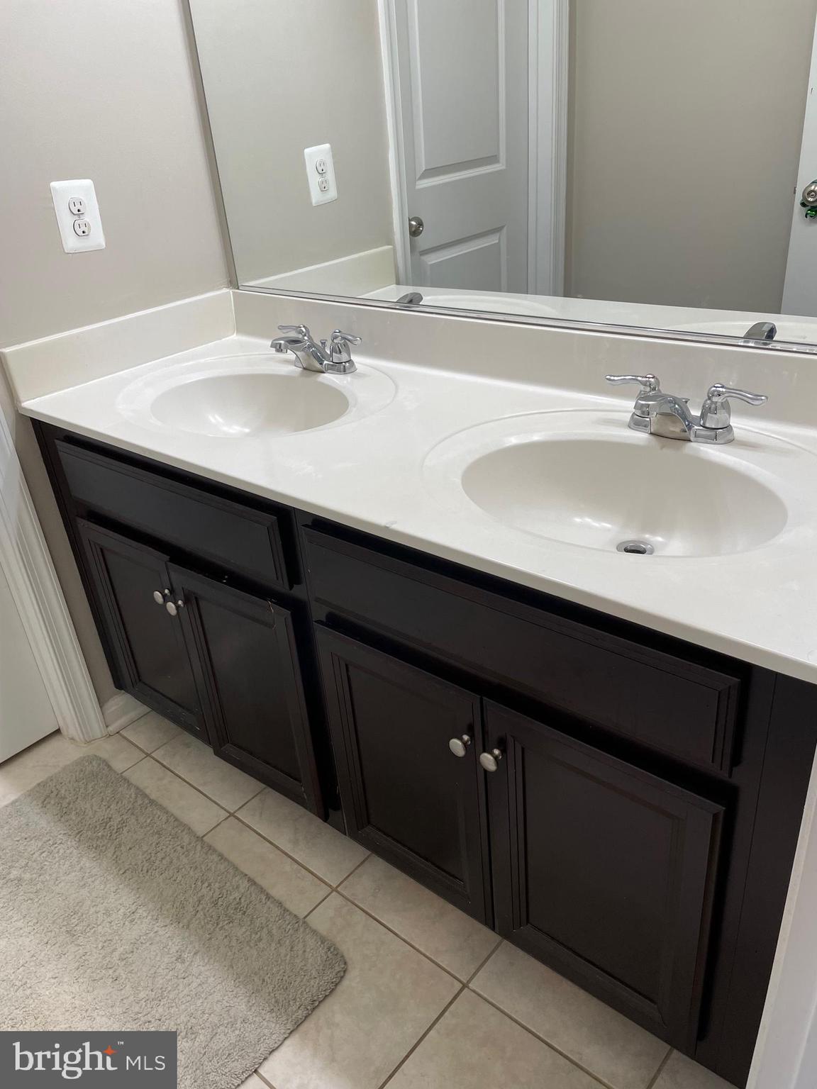 WOODMORE TOWNE CENTRE - Residential