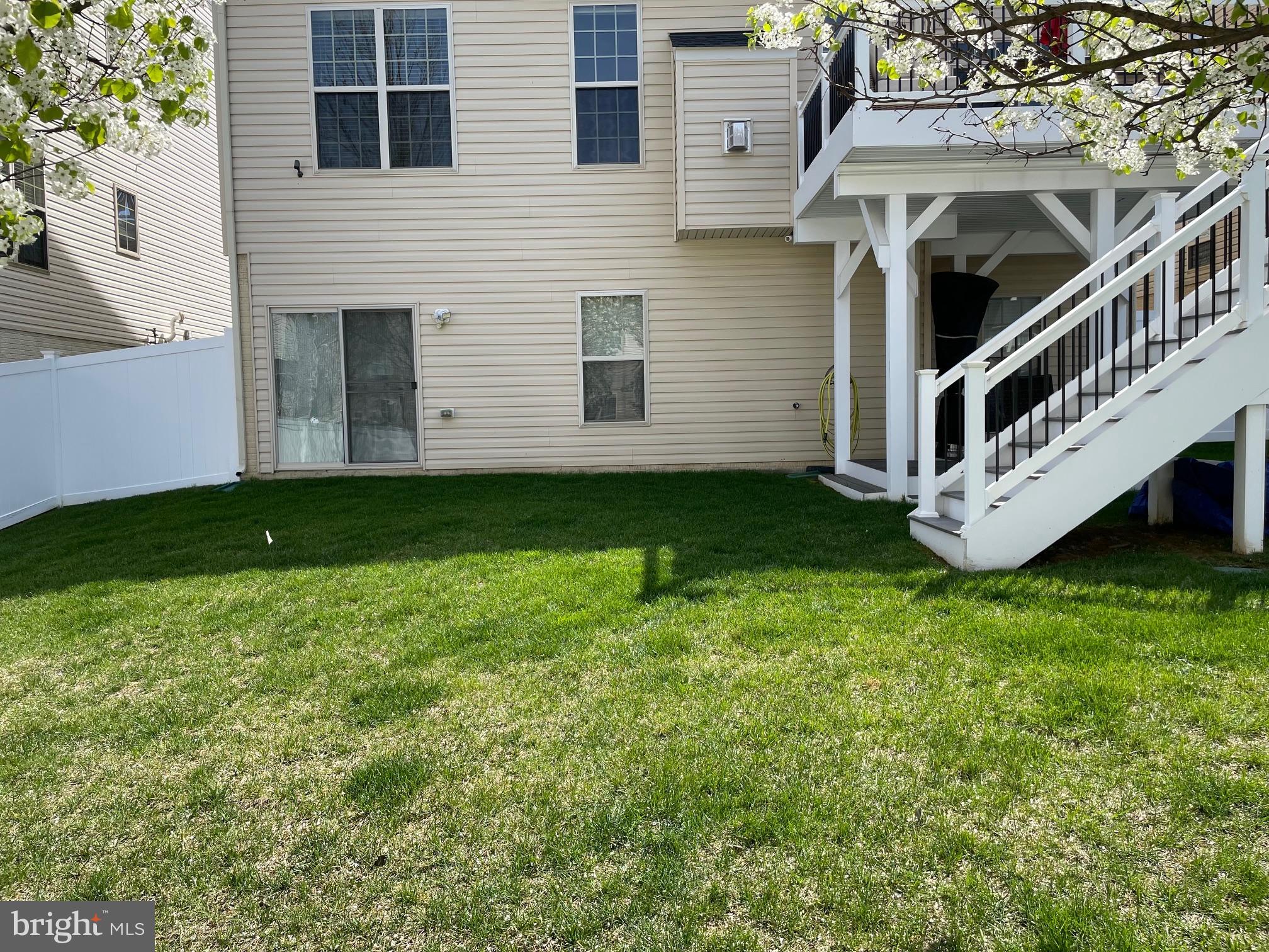 WOODMORE TOWNE CENTRE - Residential