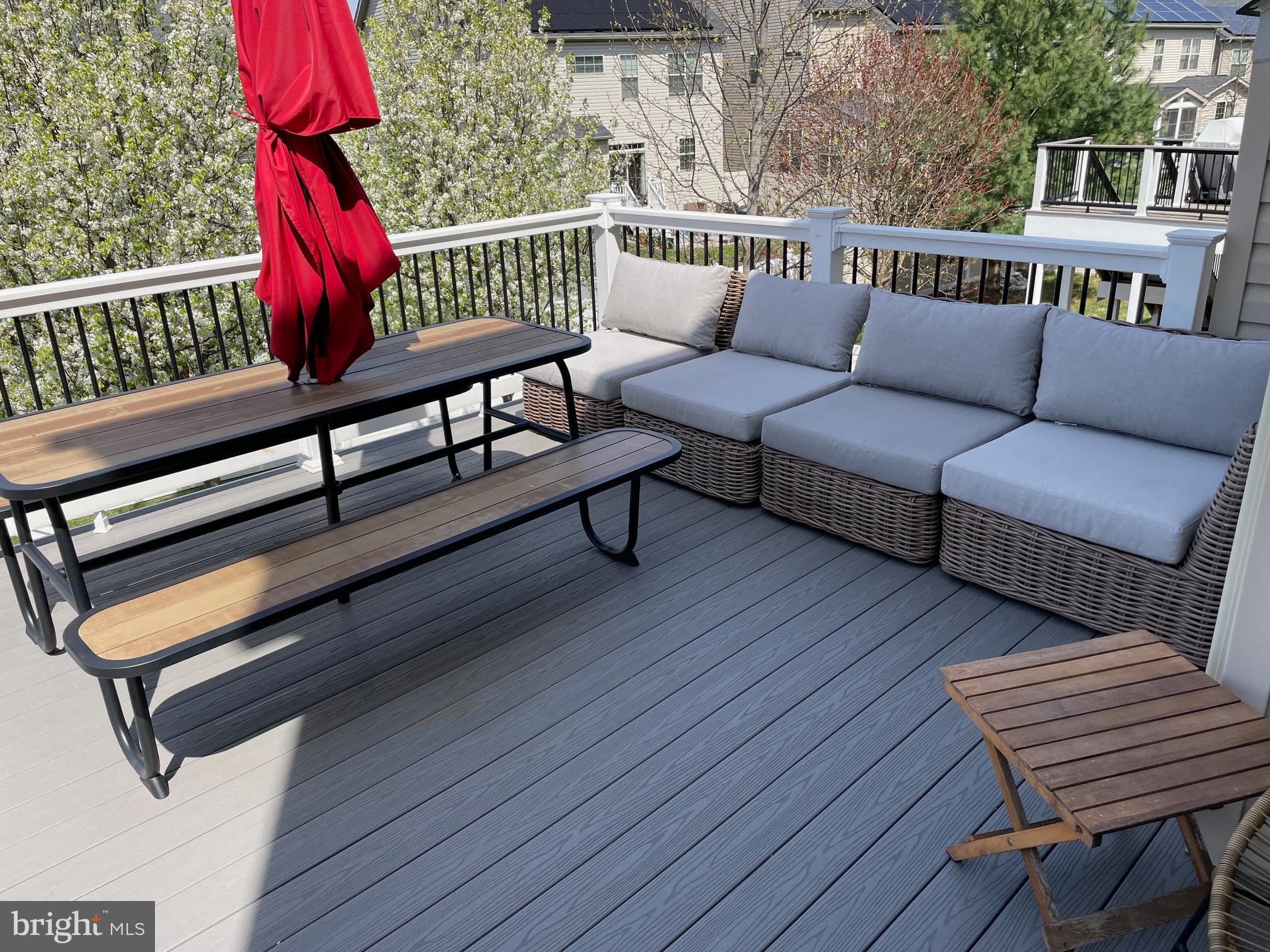 WOODMORE TOWNE CENTRE - Residential