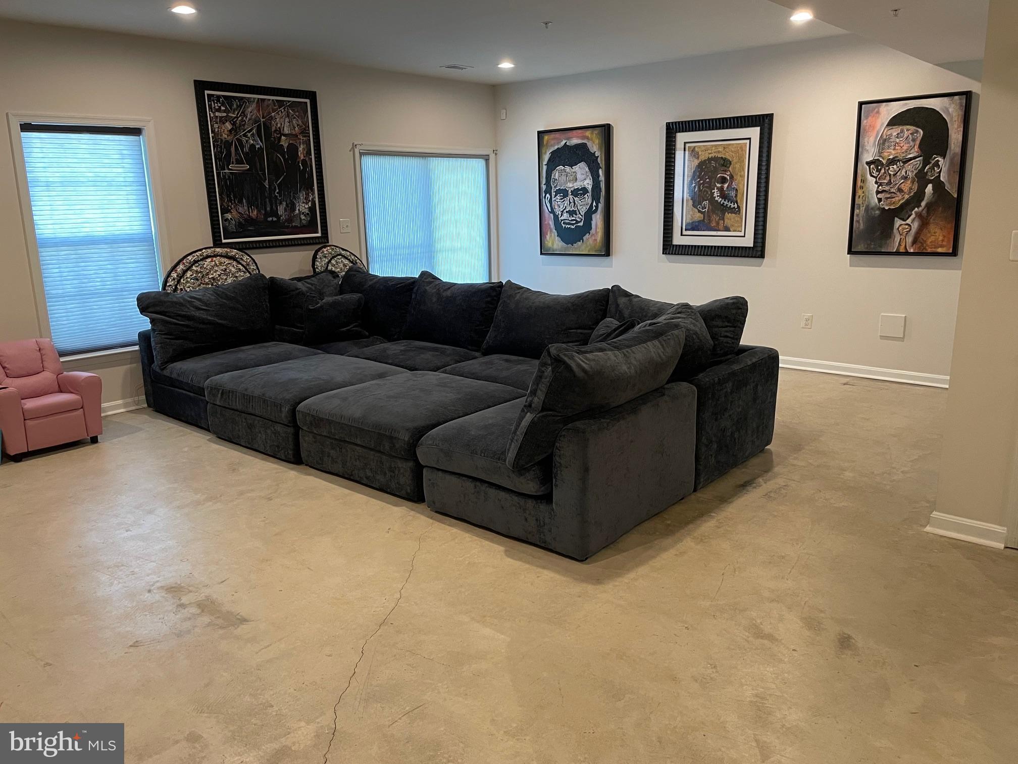 WOODMORE TOWNE CENTRE - Residential