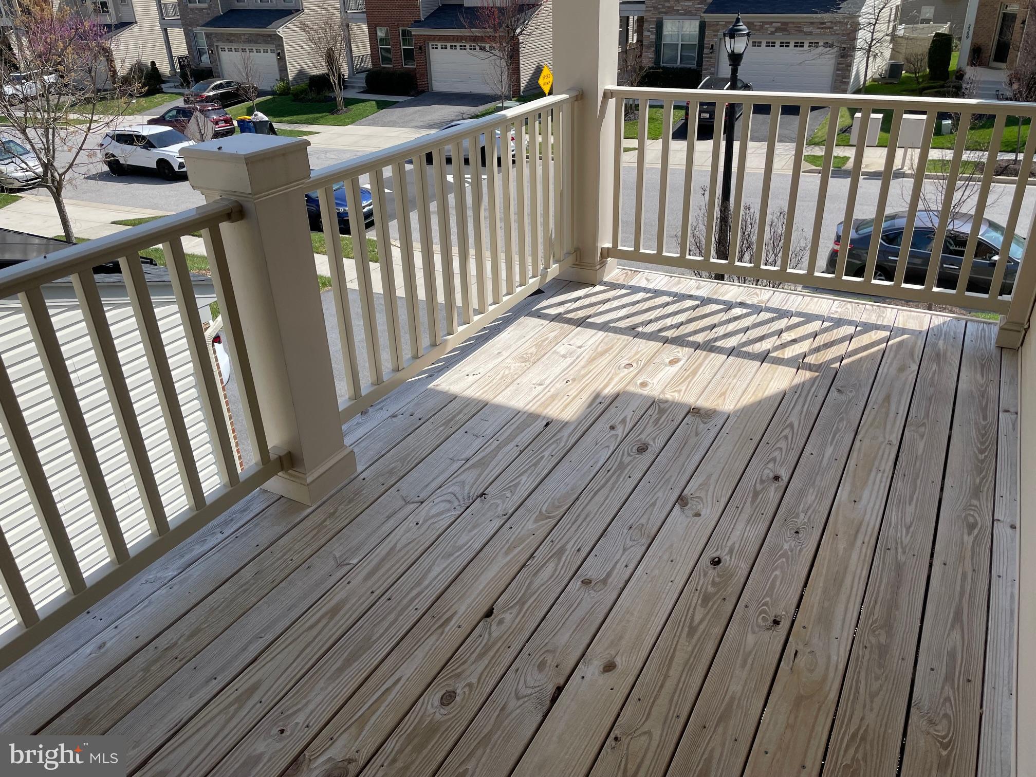 WOODMORE TOWNE CENTRE - Residential