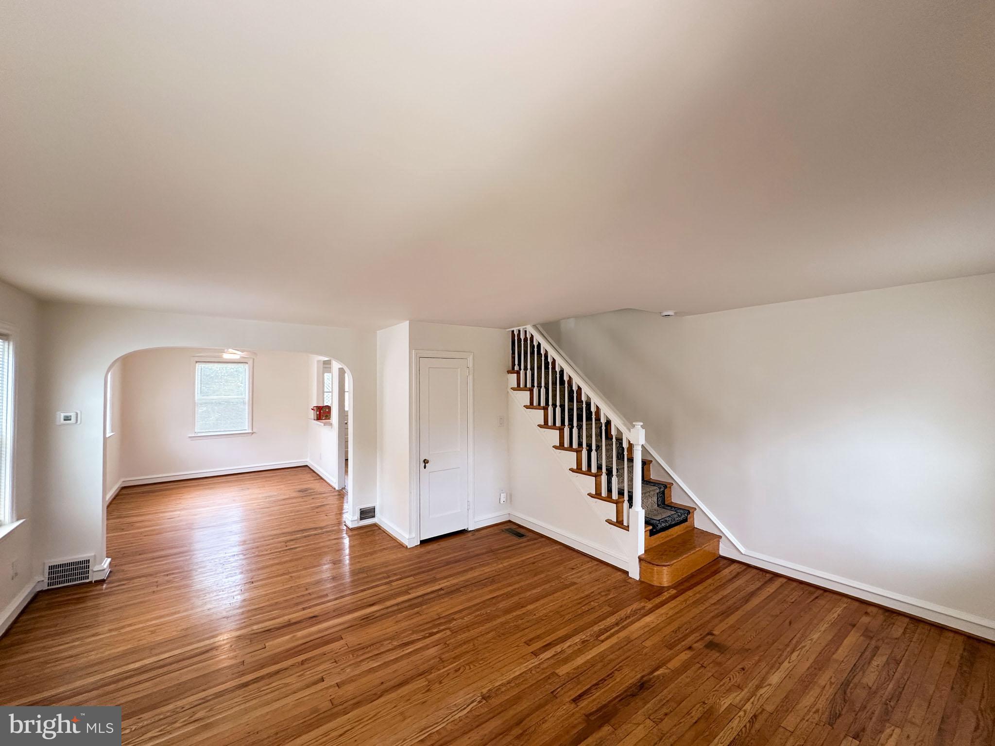 892 MARTIN AVENUE
