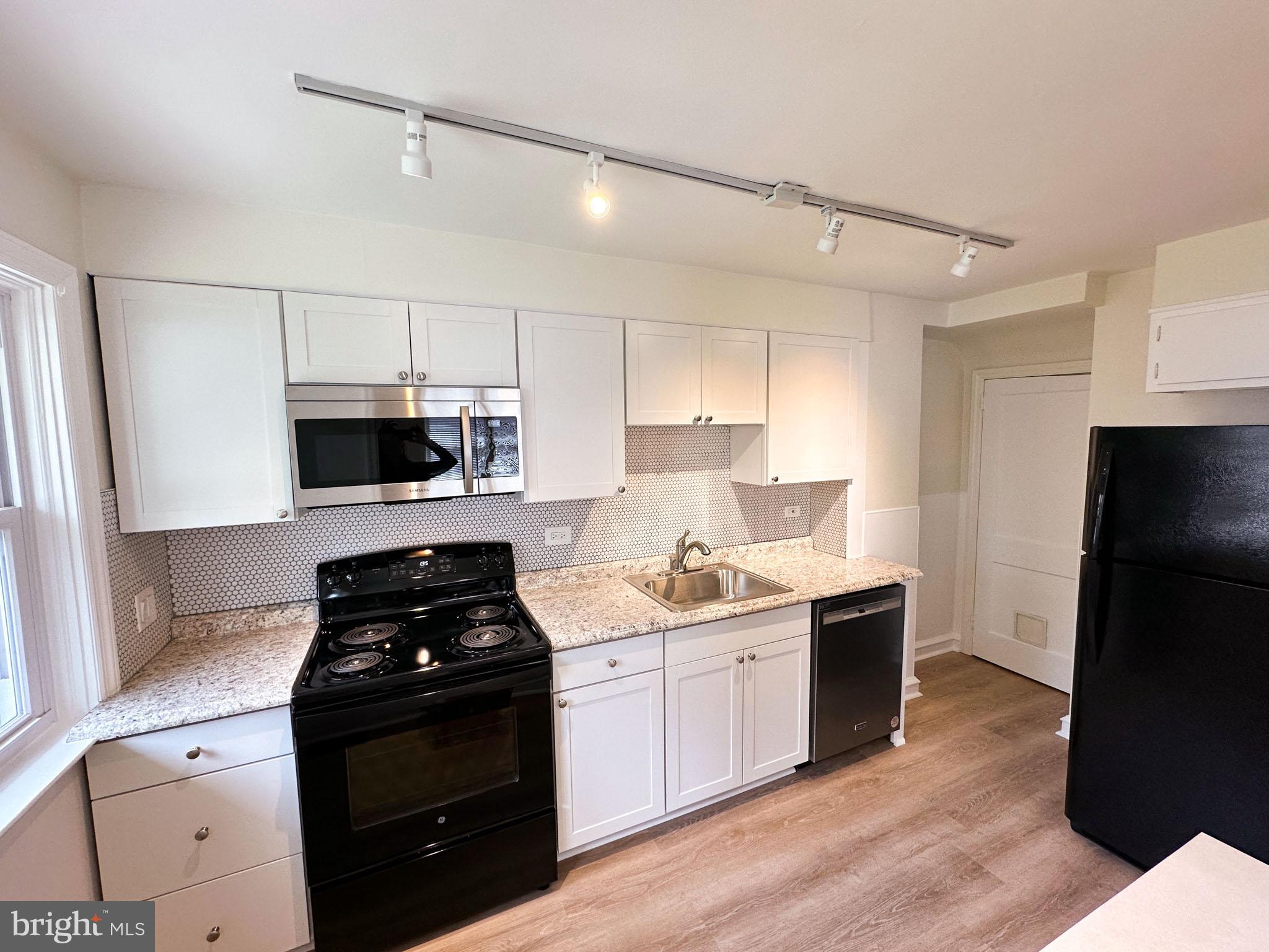 BRYN MAWR - Residential Lease