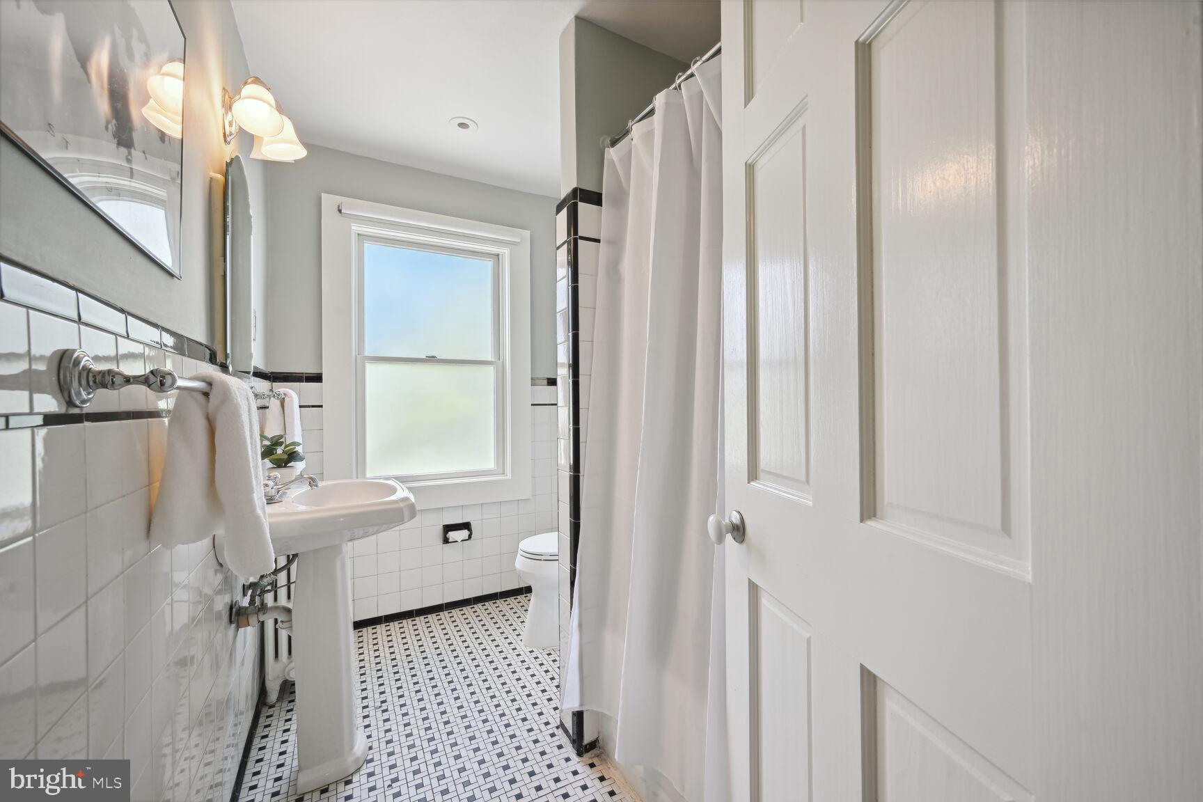 SILVER SPRING - Residential