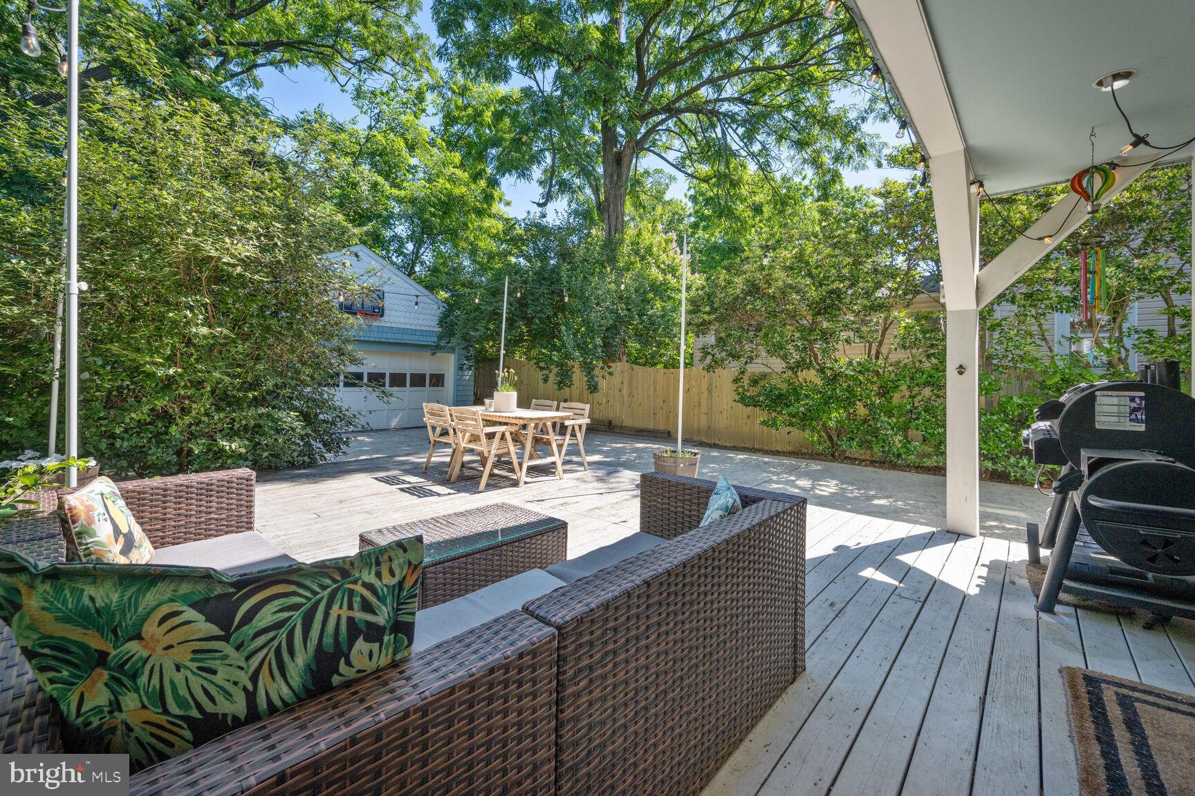 SILVER SPRING - Residential