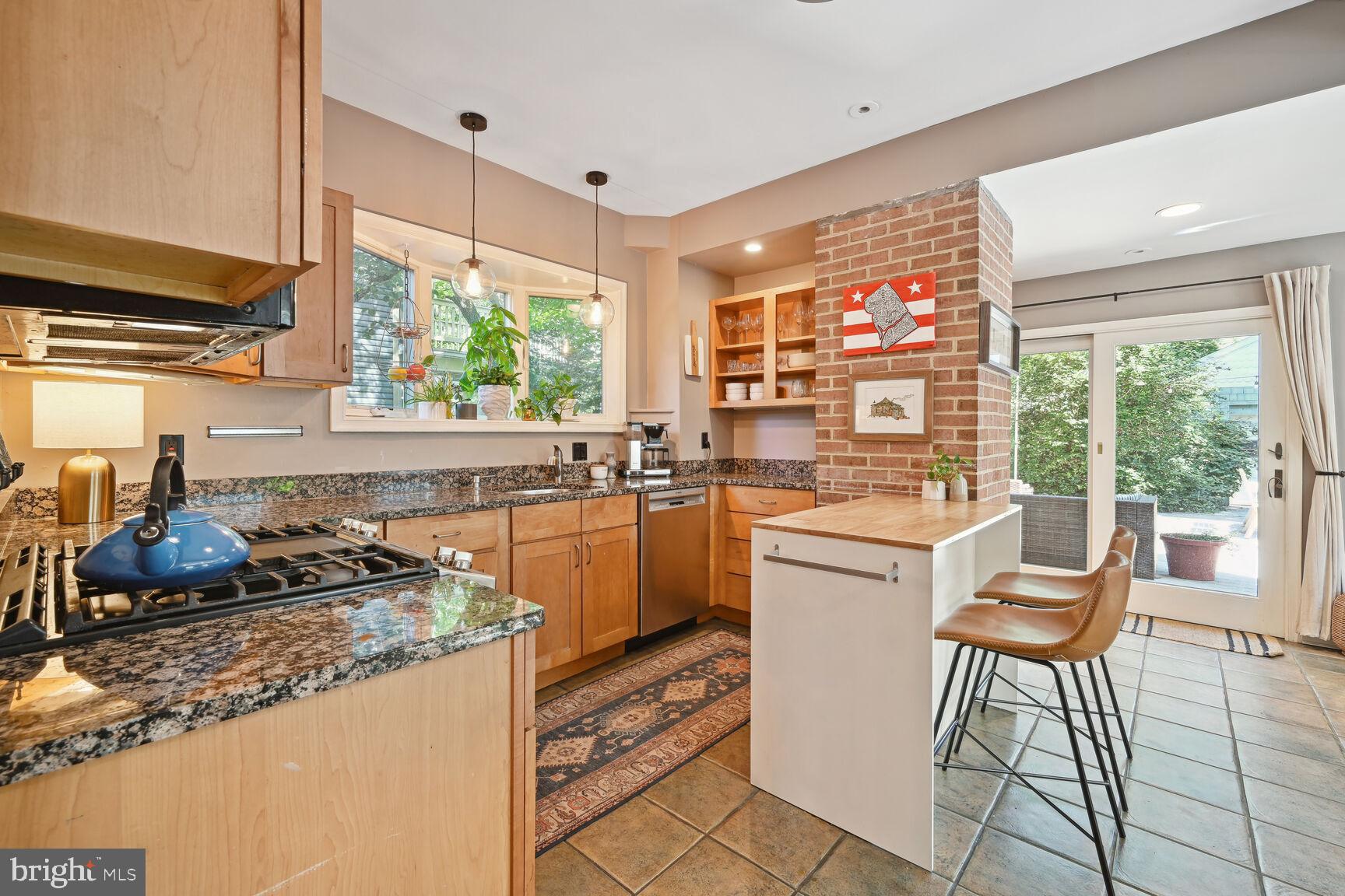 SILVER SPRING - Residential