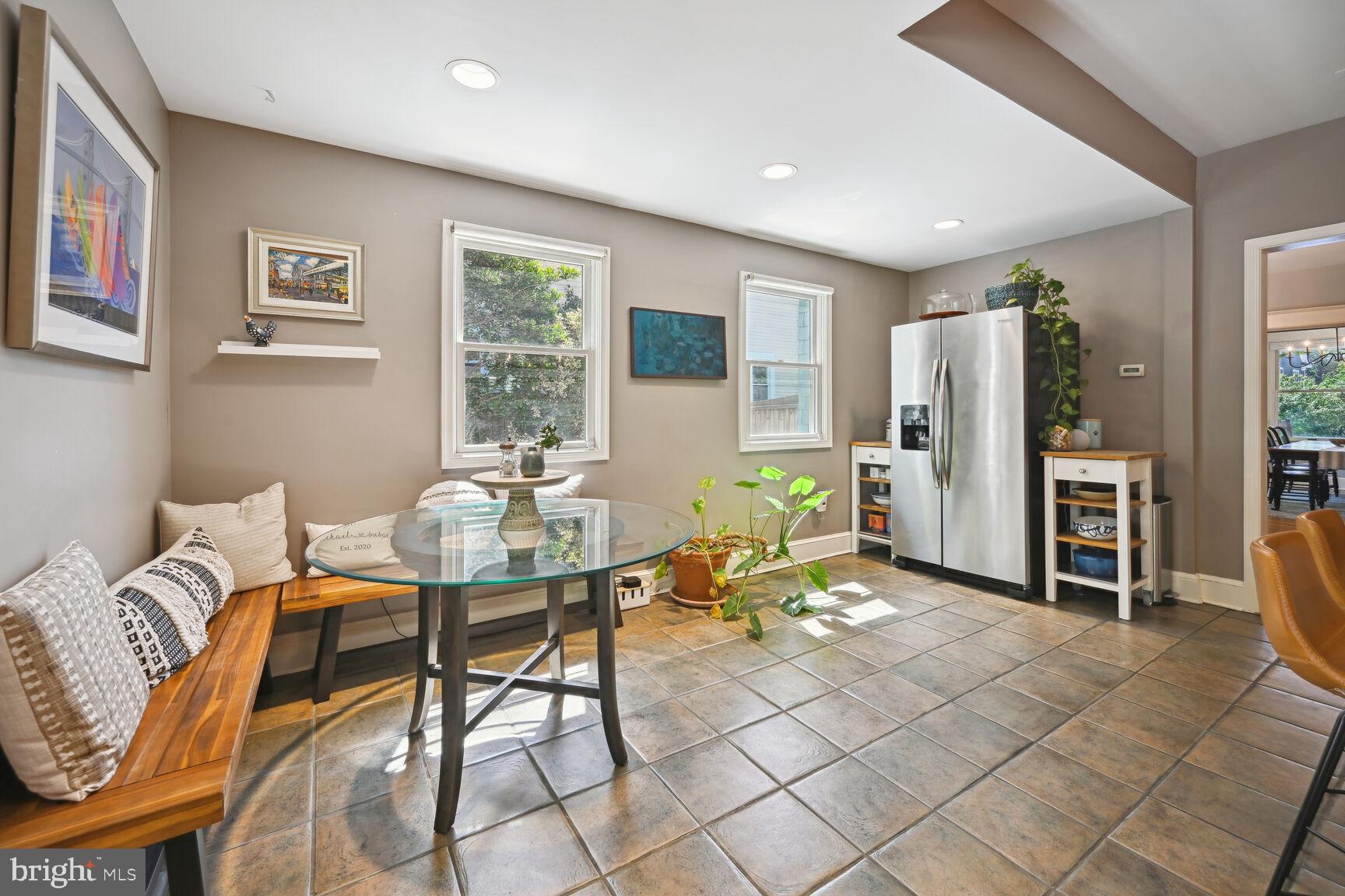 SILVER SPRING - Residential