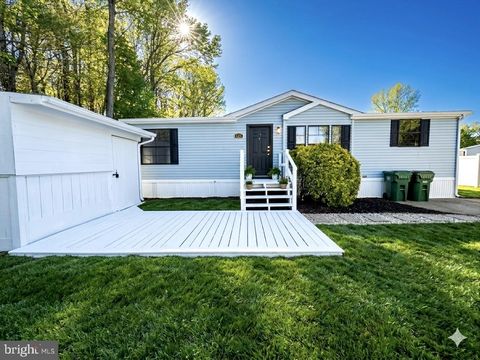 9 ROBERT STREET STAFFORD VA 22554