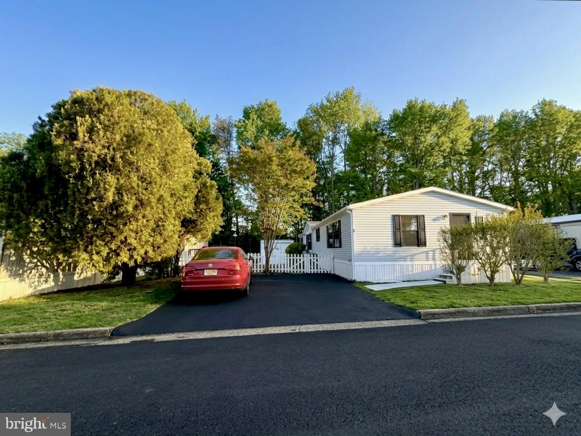 HIDDEN VALLEY - Residential