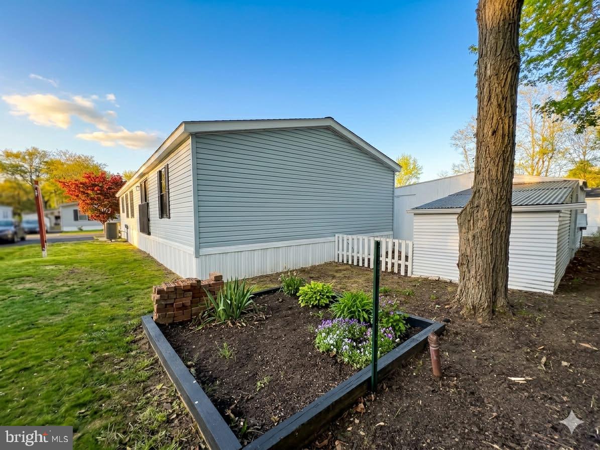 HIDDEN VALLEY - Residential