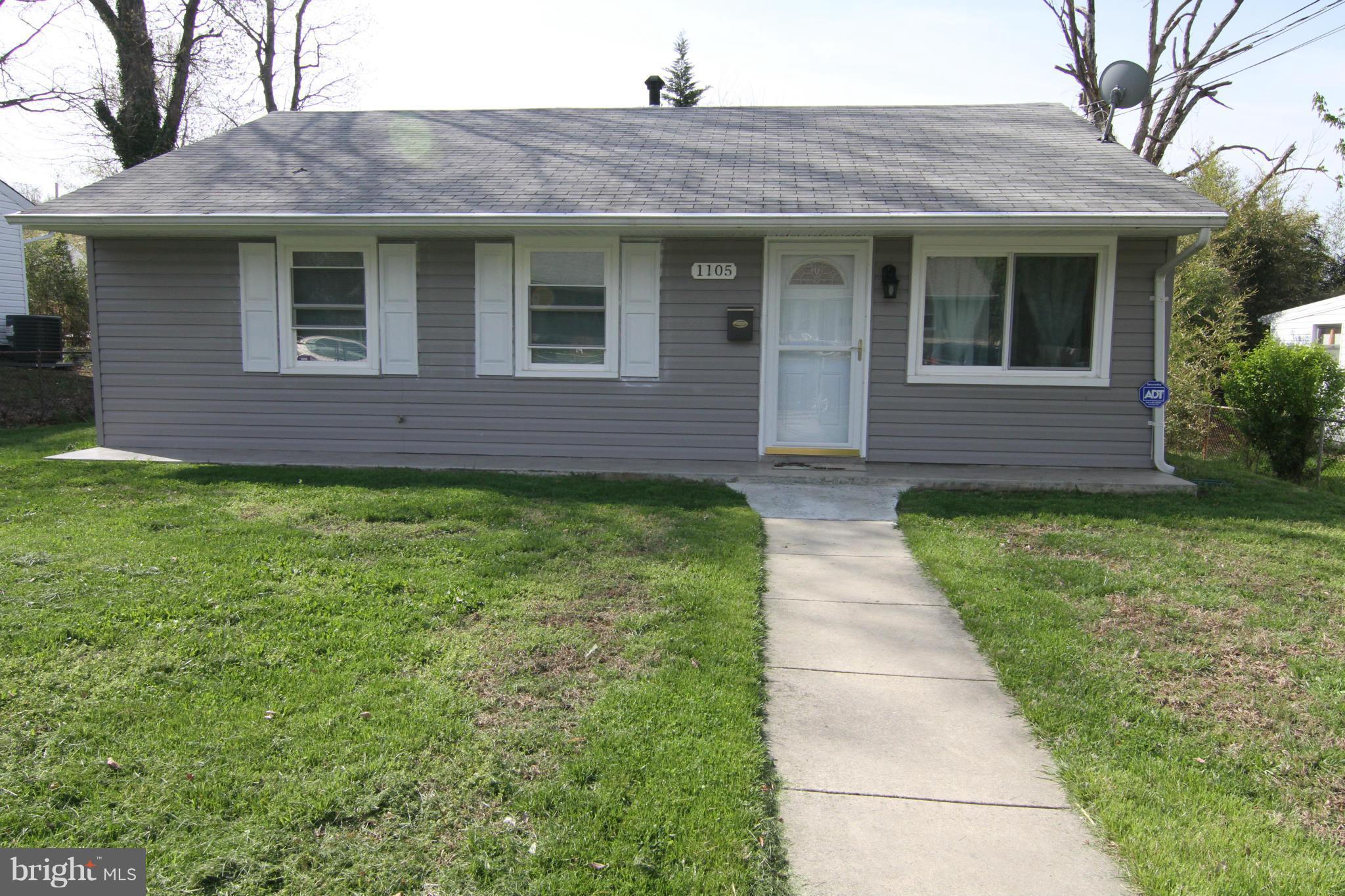 SOUTH LAWN - Residential