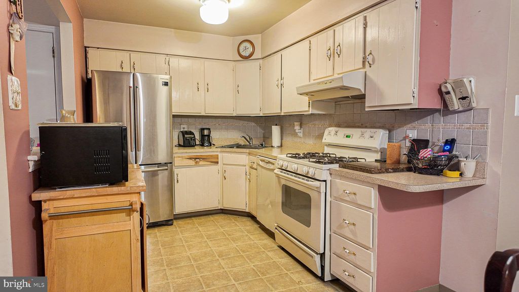 Photo of 9147 Ellie Drive, PHILADELPHIA, PA 19114 (MLS # PAPH2586516)