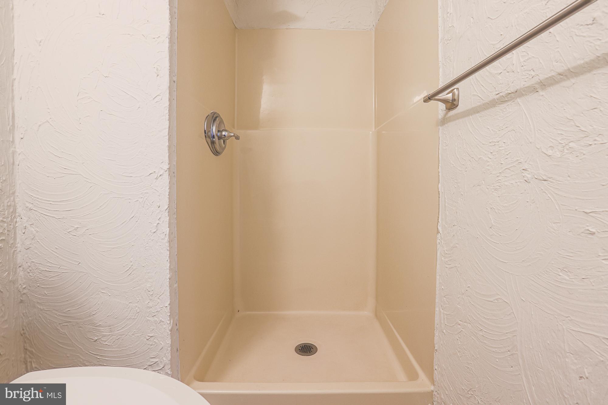 HARFORD LANDING - Residential Lease