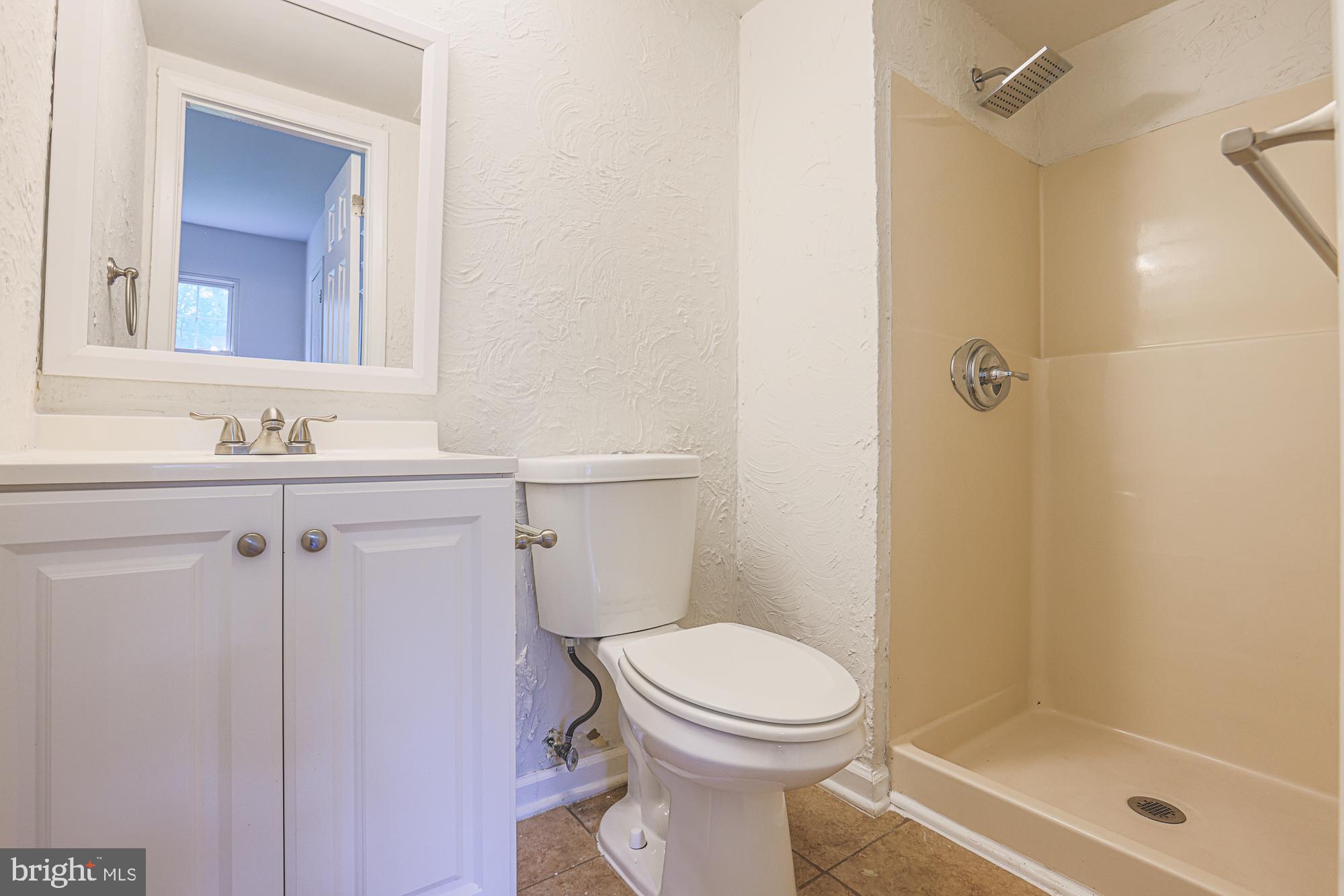 HARFORD LANDING - Residential Lease