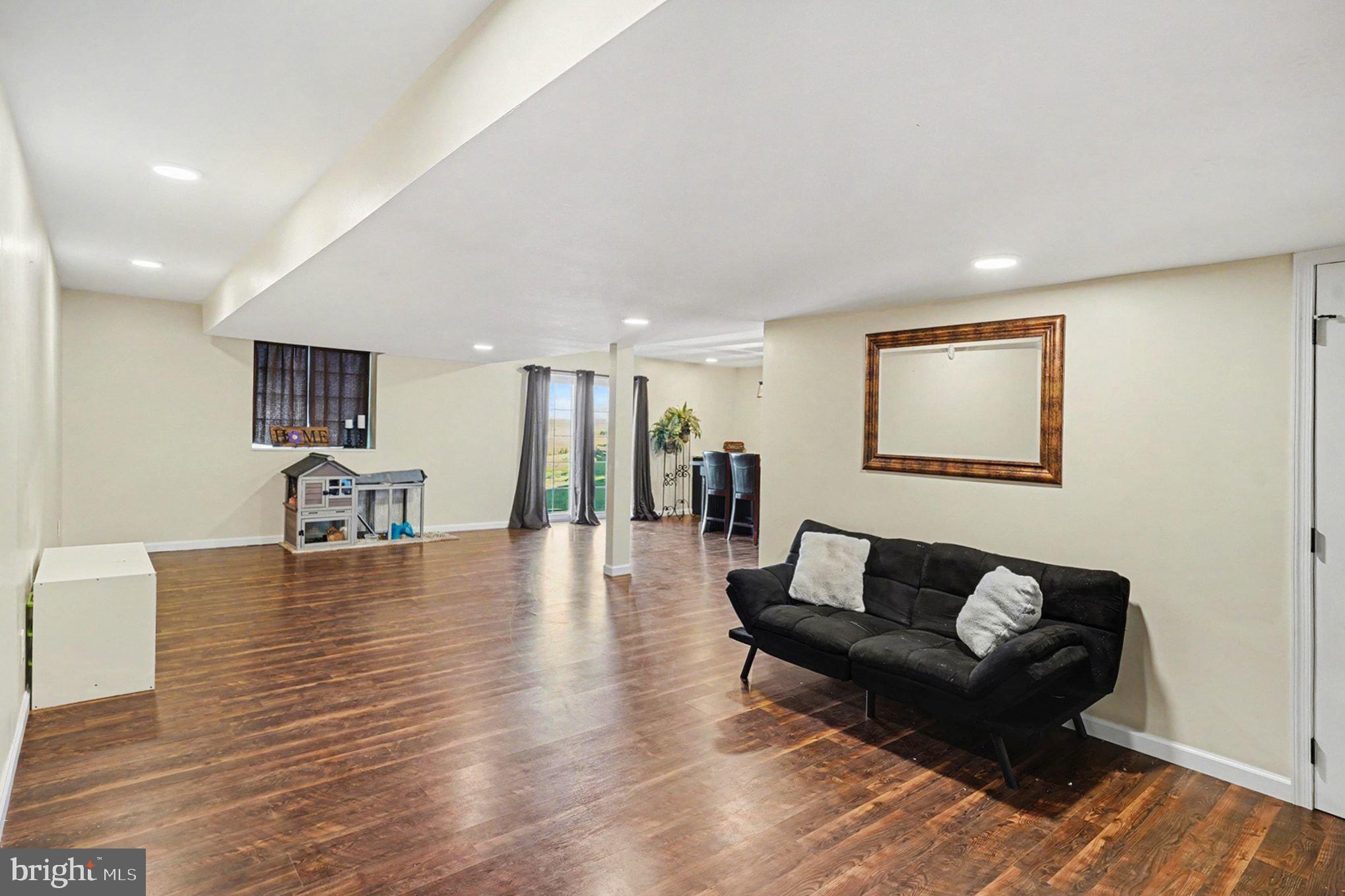 RESERVE AT BALLY SPR - Residential