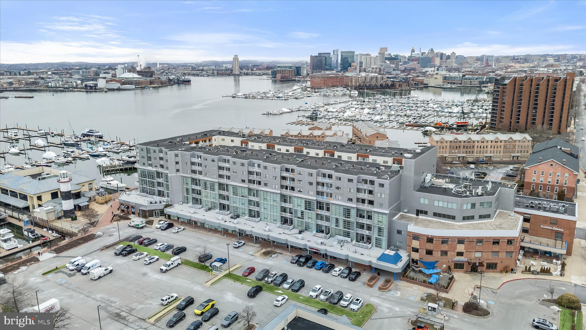 LIGHTHOUSE POINT EAST - Residential