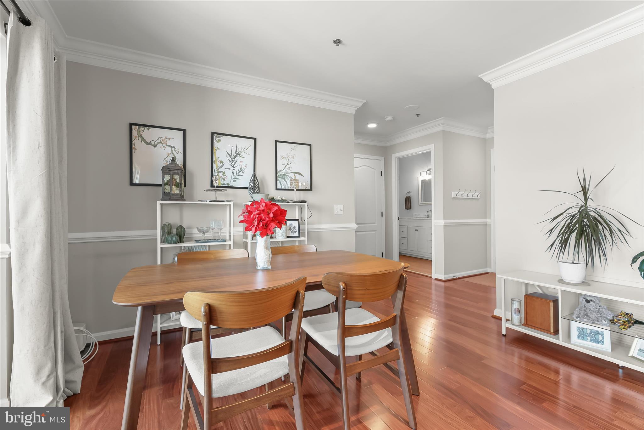 LIGHTHOUSE POINT EAST - Residential