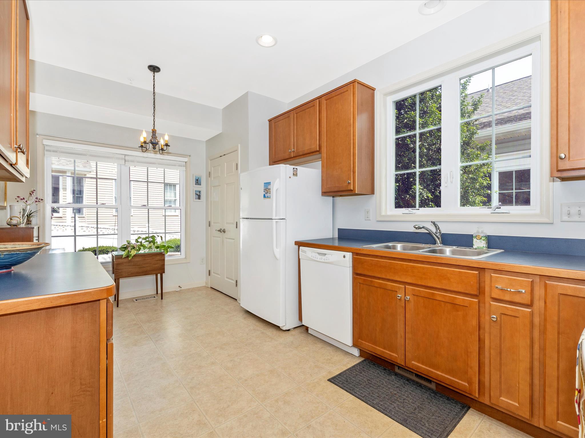 FOXFIELD AT MIDDLETOWN - Residential