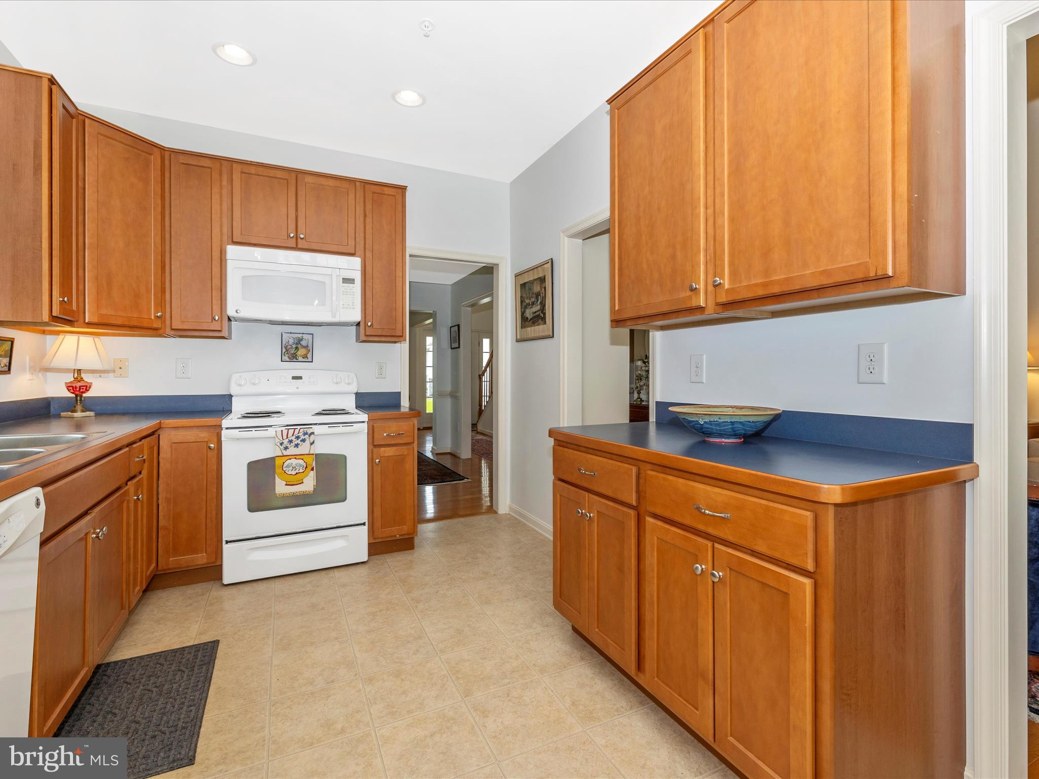 FOXFIELD AT MIDDLETOWN - Residential