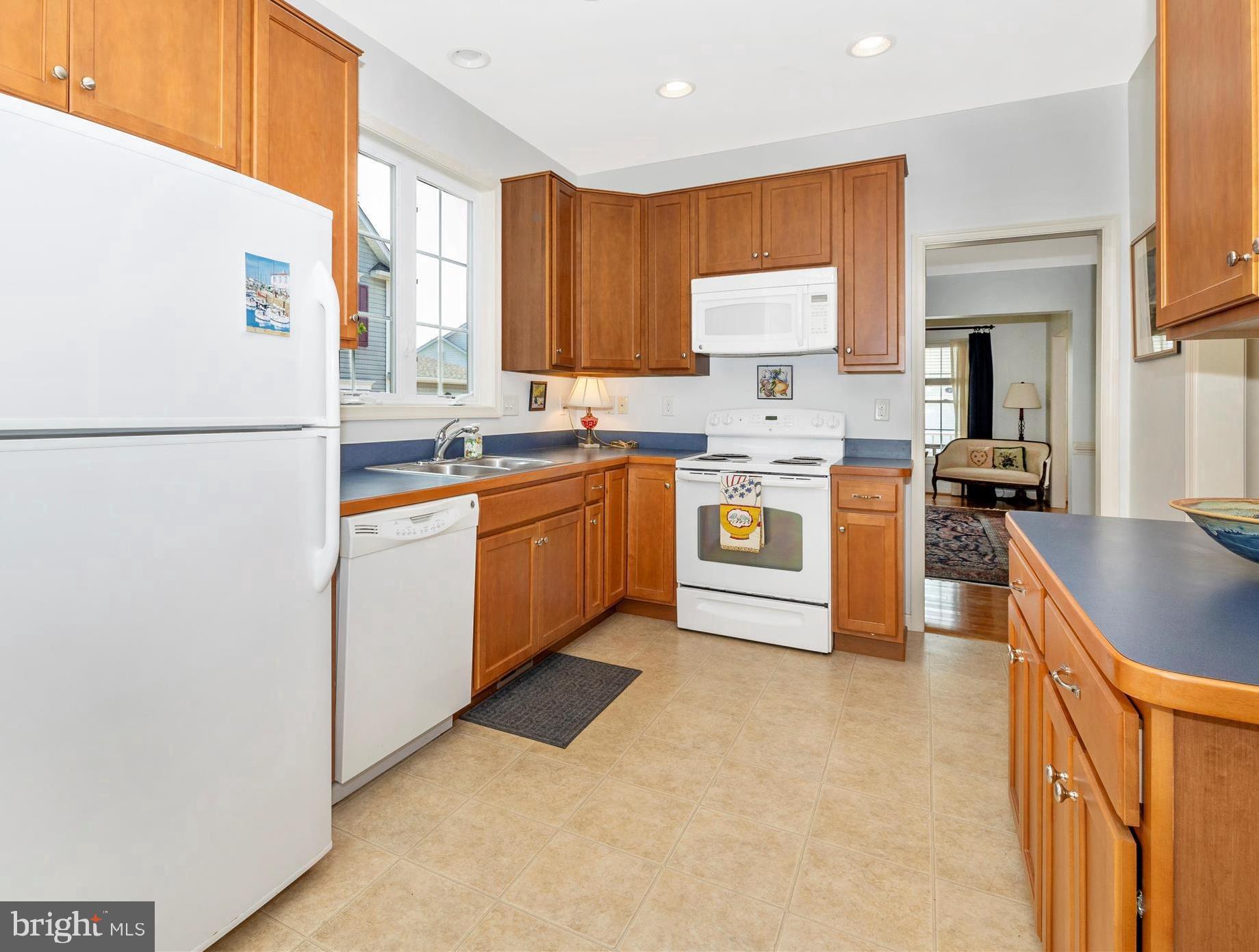 FOXFIELD AT MIDDLETOWN - Residential