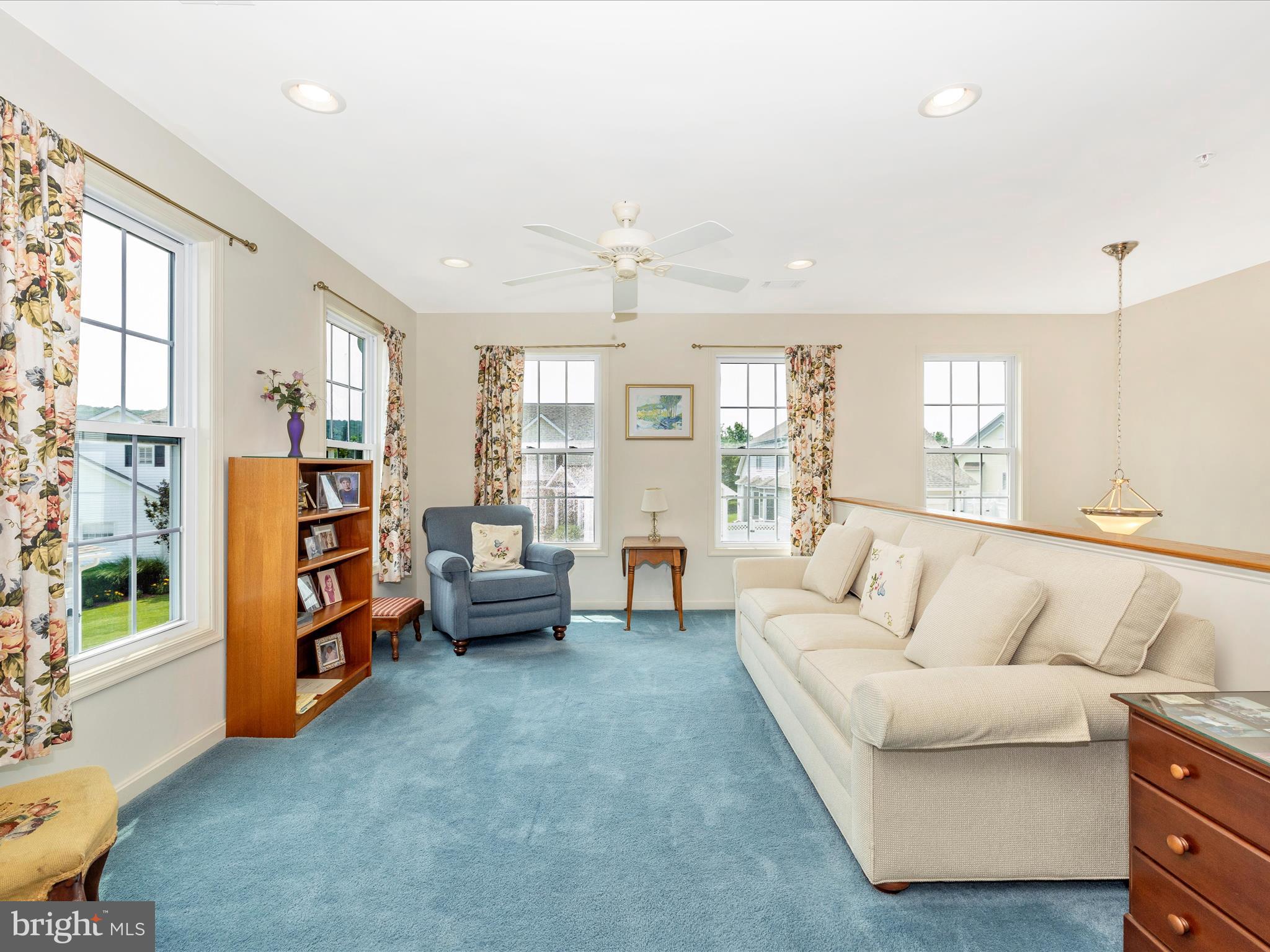 FOXFIELD AT MIDDLETOWN - Residential