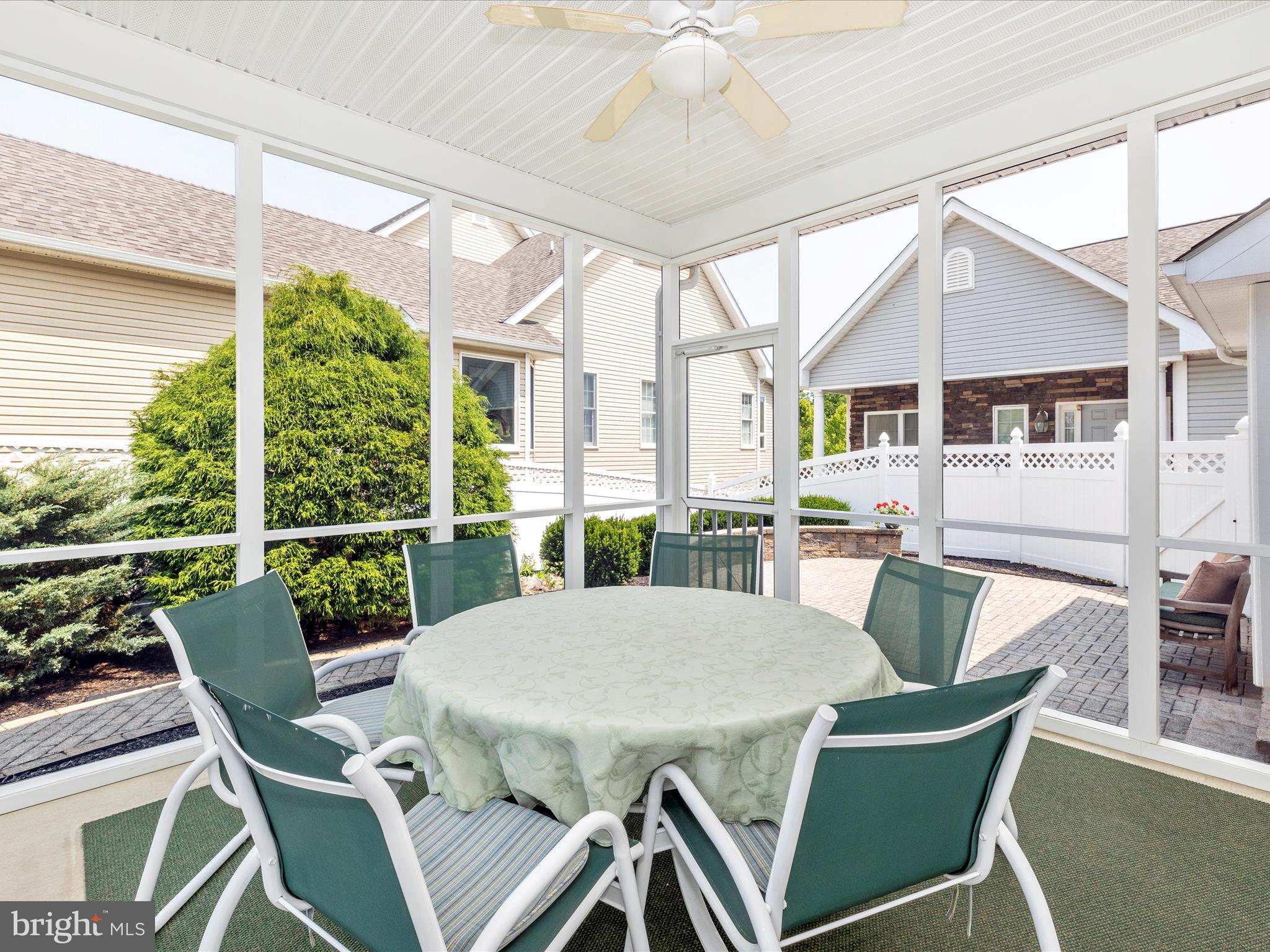 FOXFIELD AT MIDDLETOWN - Residential