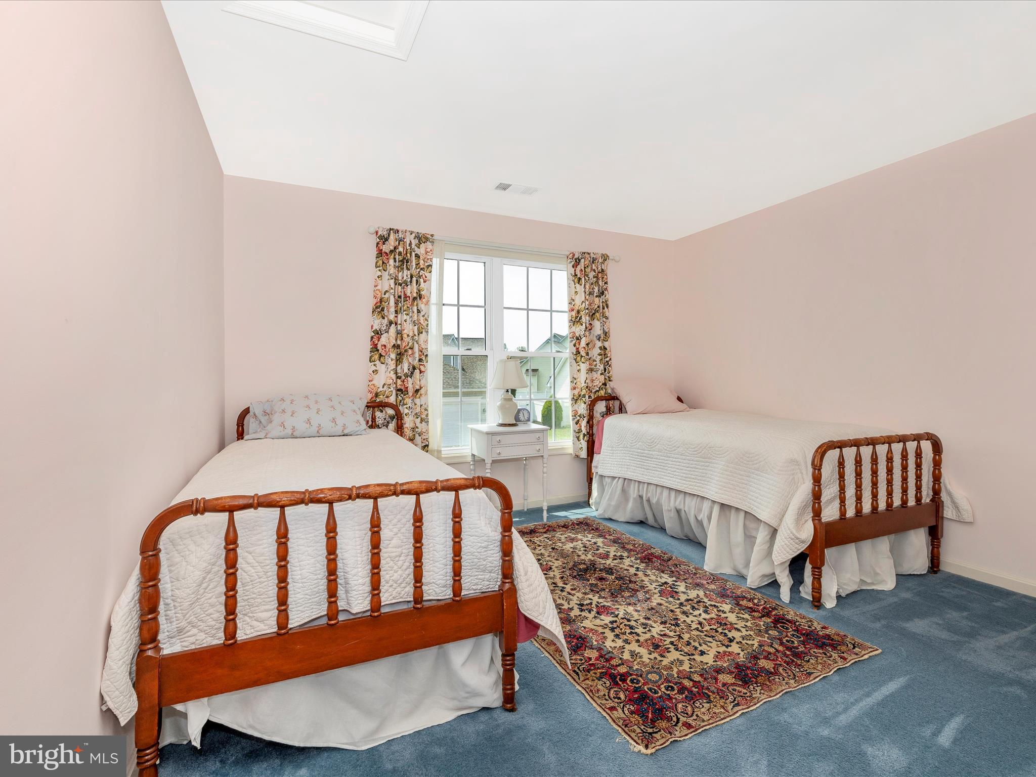 FOXFIELD AT MIDDLETOWN - Residential