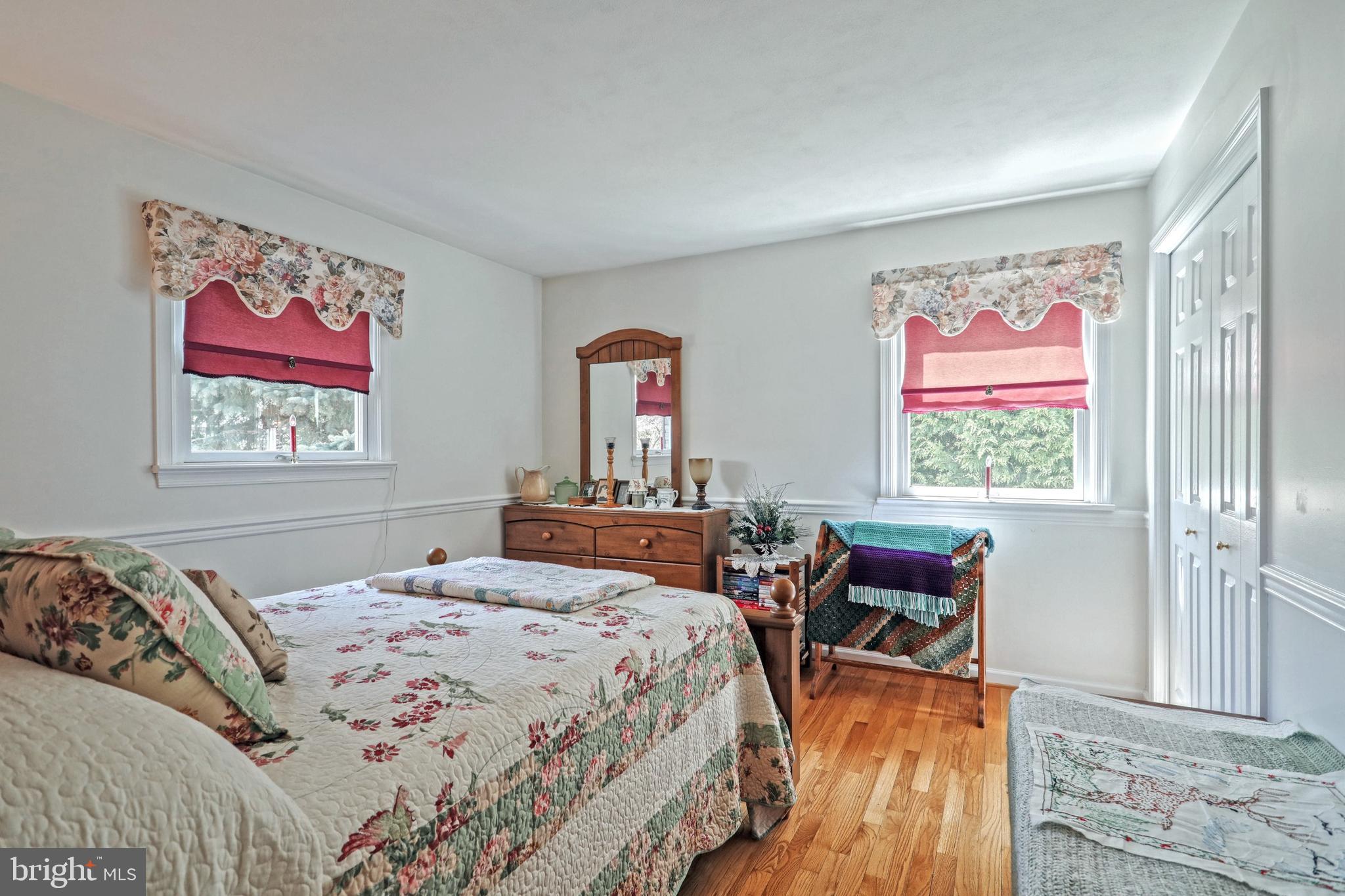 OUTDOOR COUNTRY CLUB - Residential