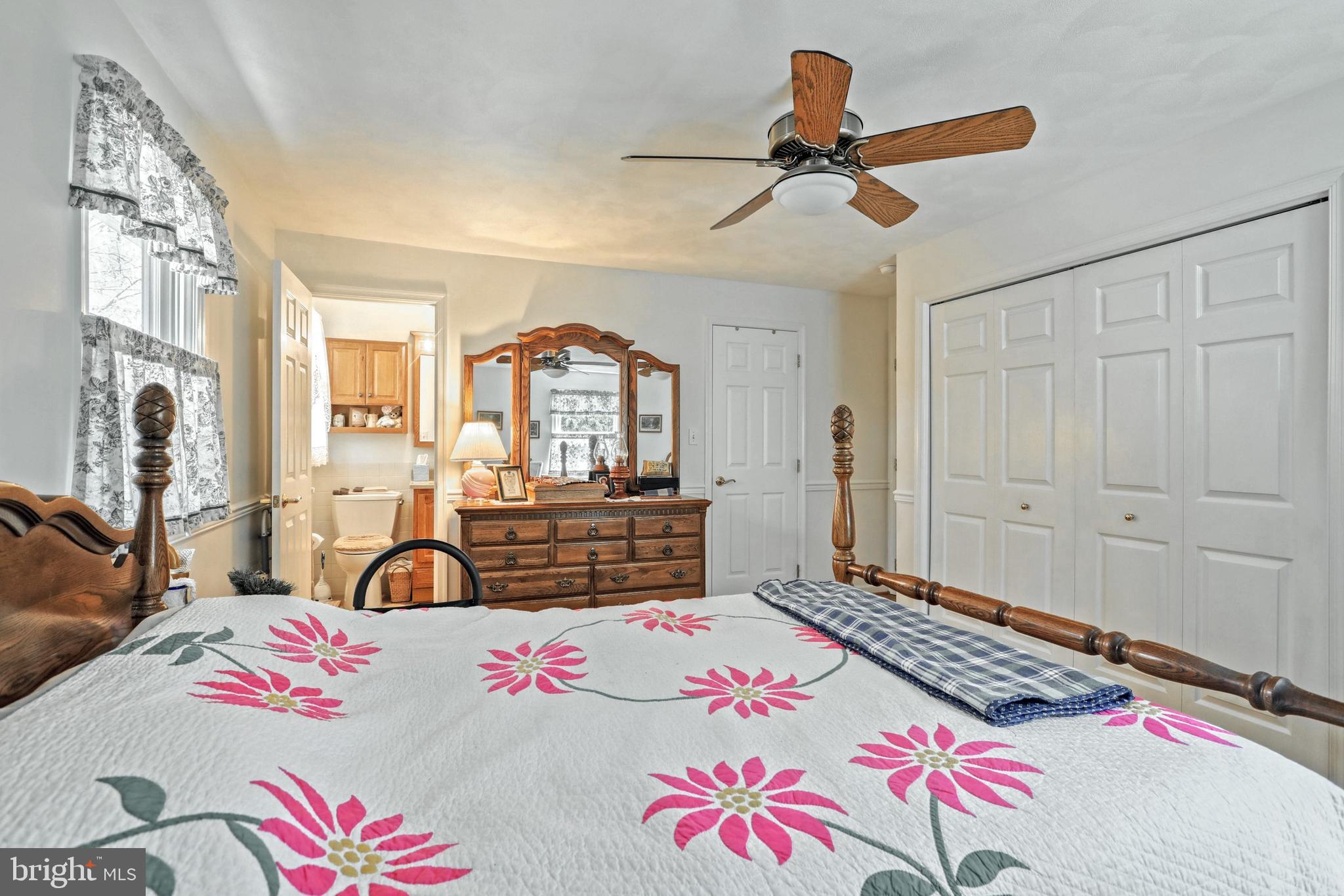 OUTDOOR COUNTRY CLUB - Residential