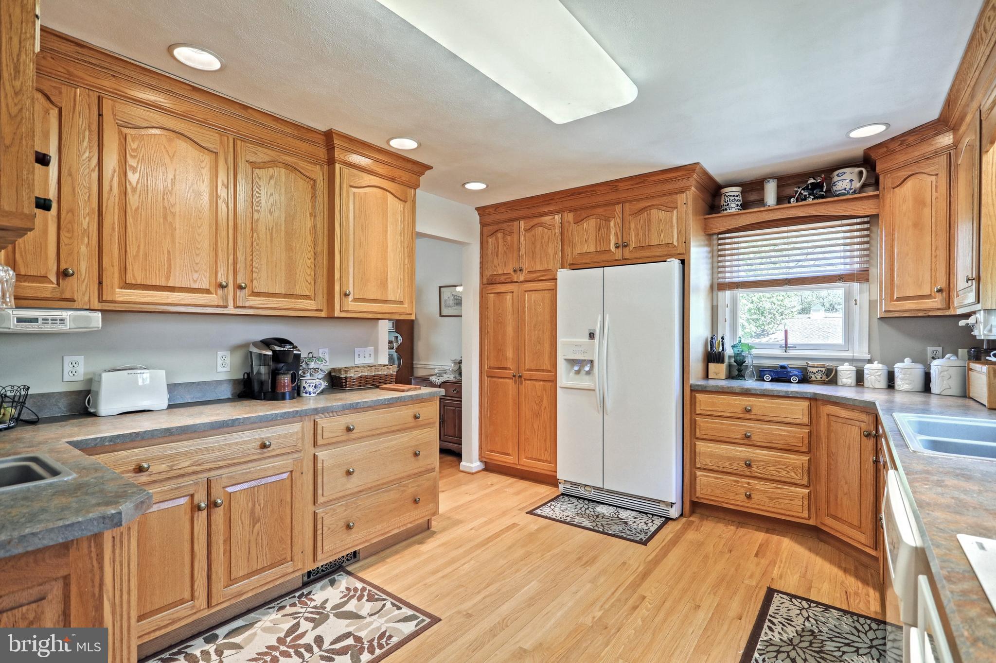 OUTDOOR COUNTRY CLUB - Residential