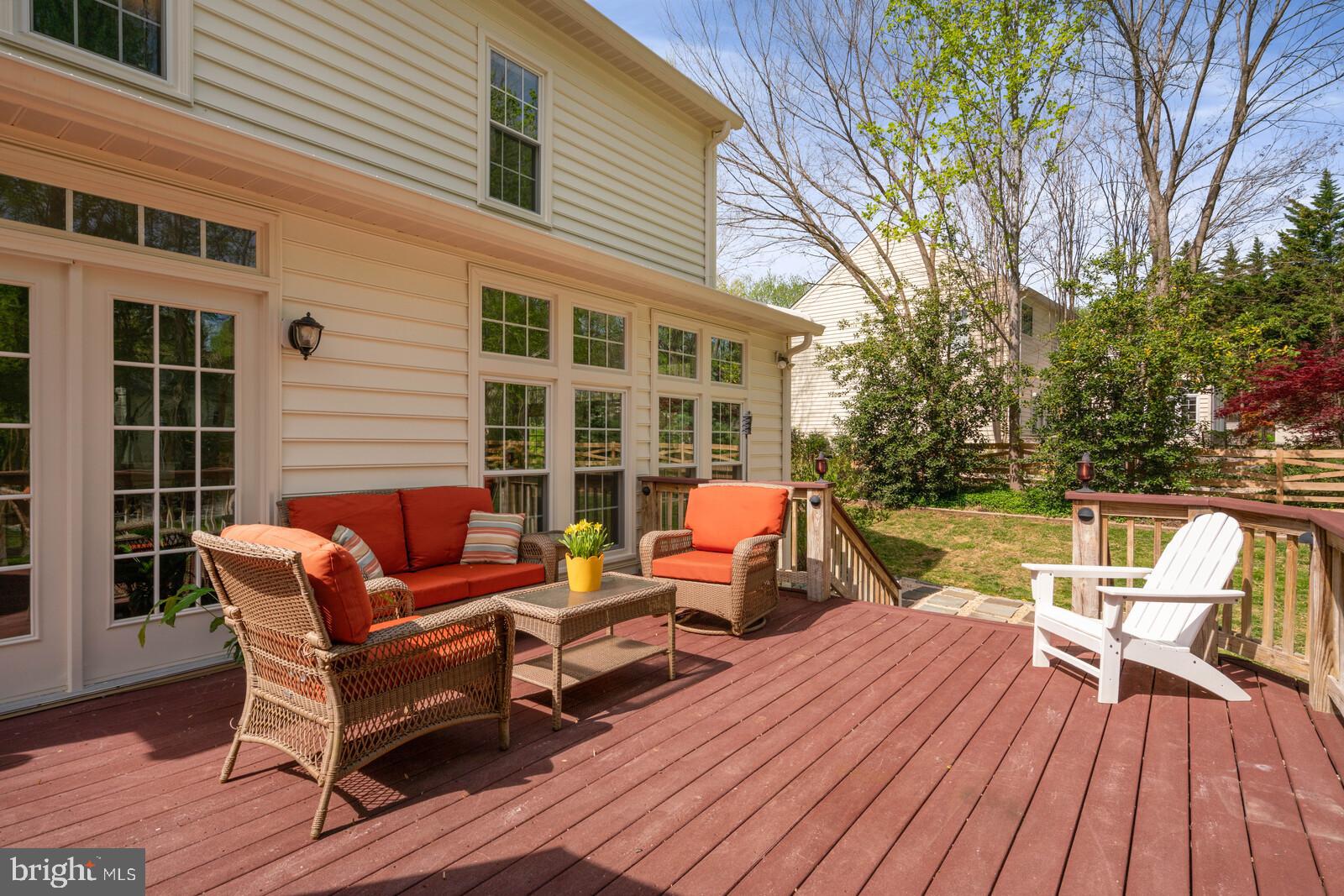 MEADOWBROOK WOODS - Residential