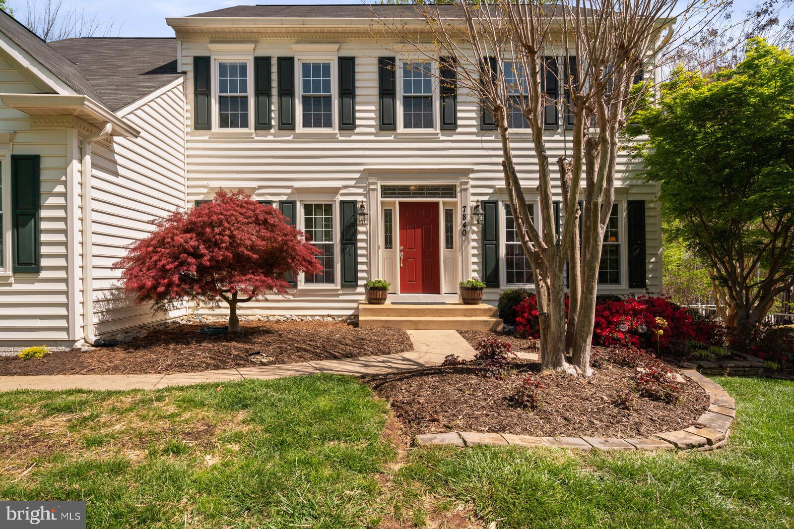 MEADOWBROOK WOODS - Residential