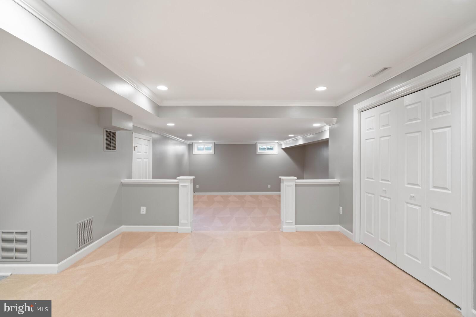 MEADOWBROOK WOODS - Residential