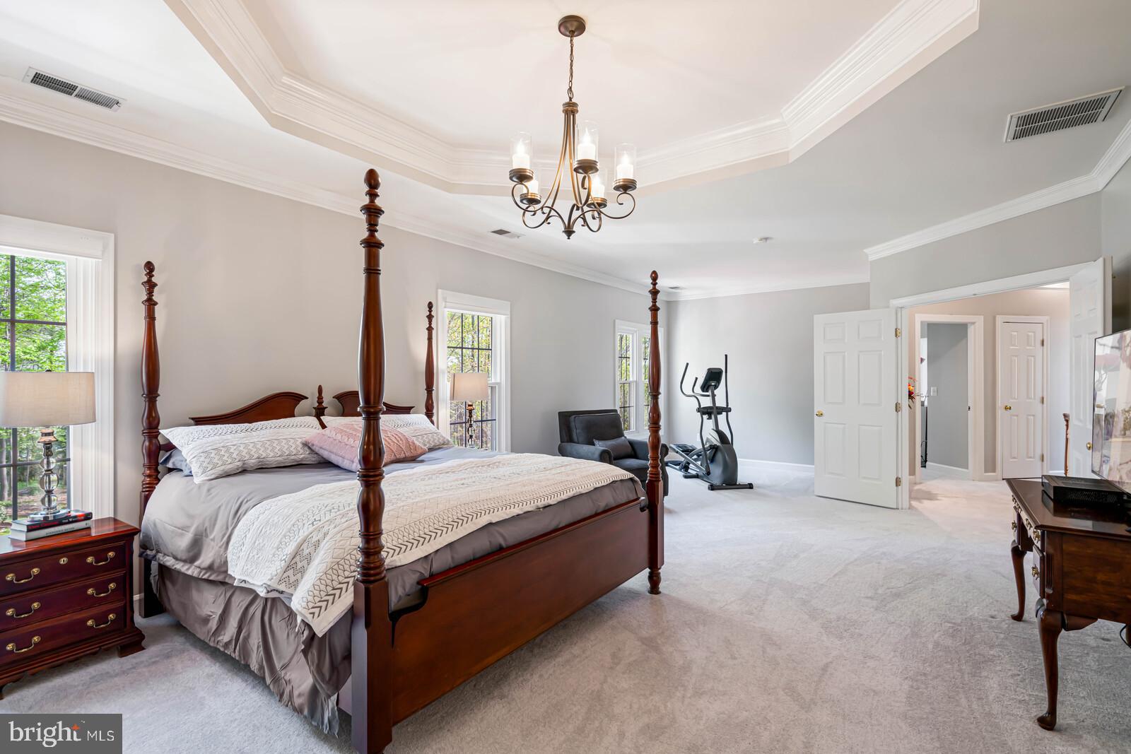 MEADOWBROOK WOODS - Residential