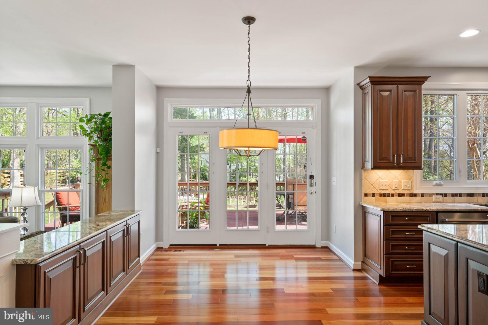 MEADOWBROOK WOODS - Residential