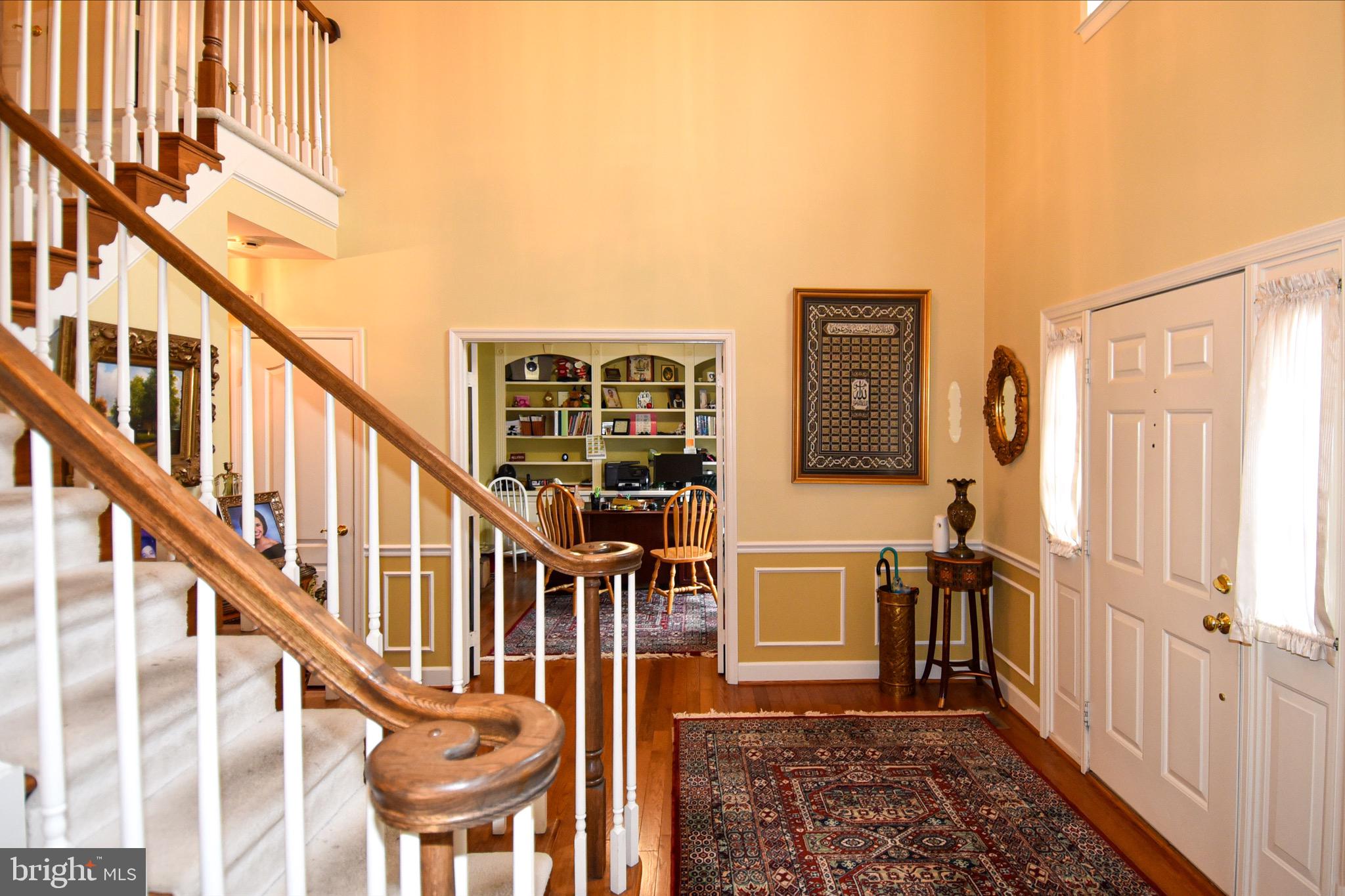 ASHBURN VILLAGE - Residential