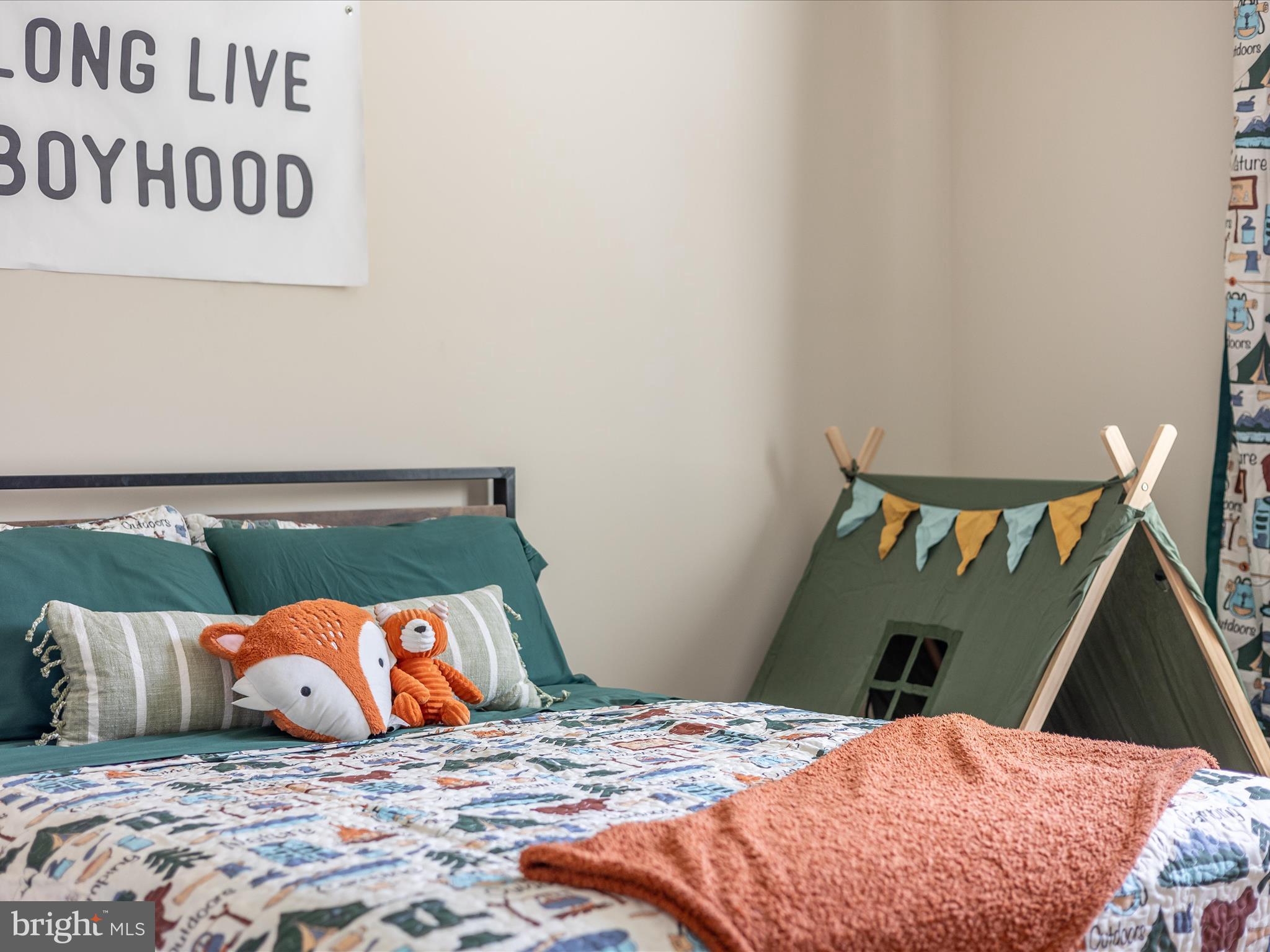 MILL ISLAND AT WORMAN'S MILL - Residential