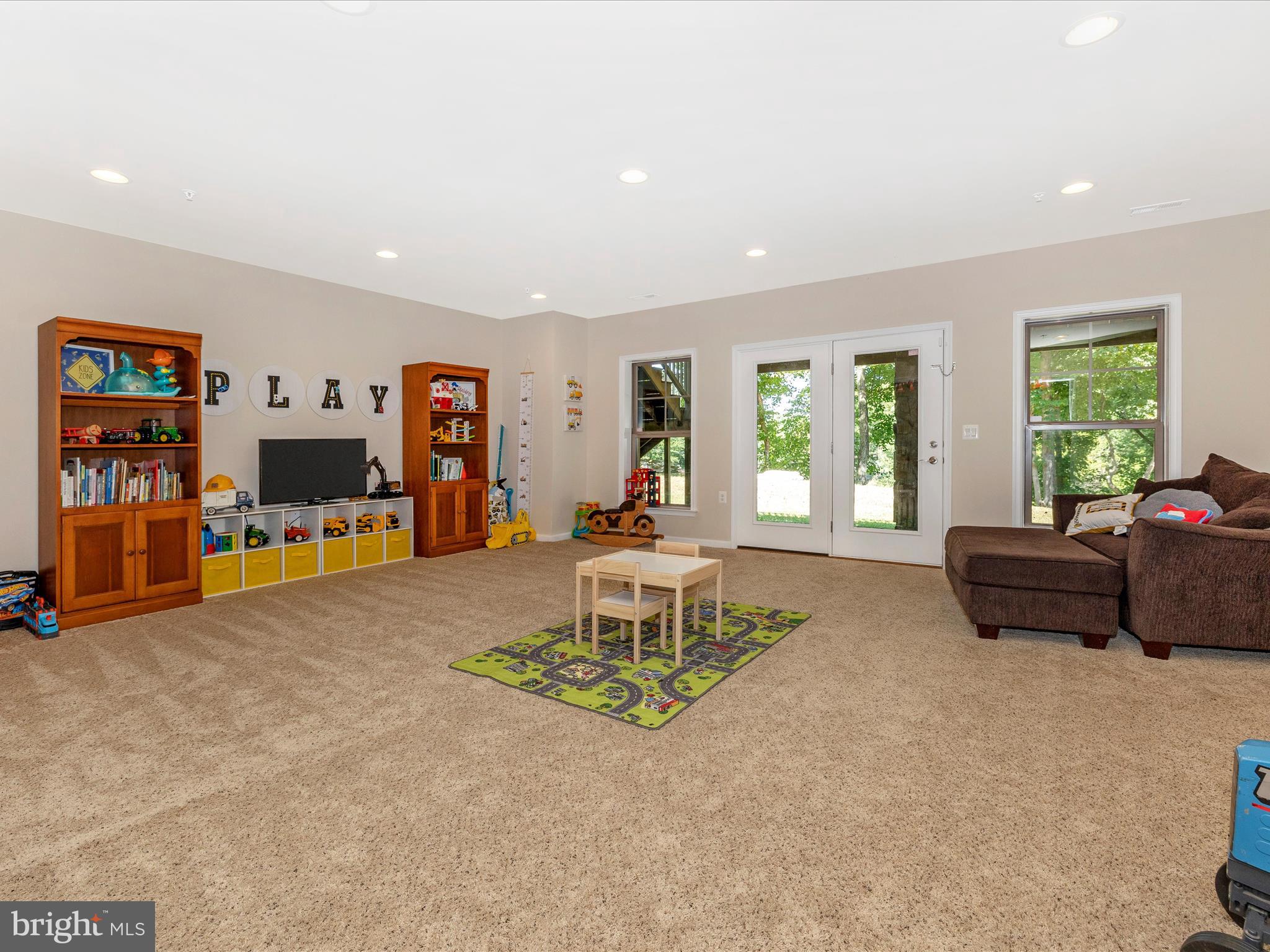 MILL ISLAND AT WORMAN'S MILL - Residential