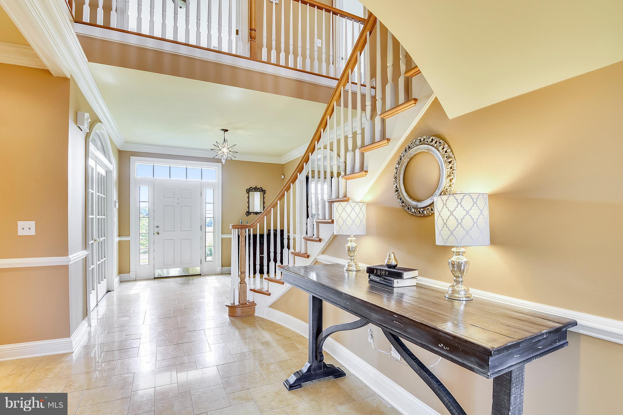 GOVERNORS MANOR - Residential