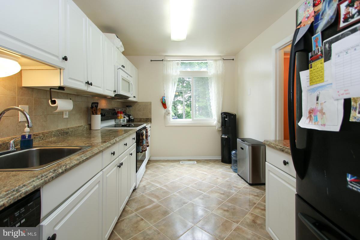 LAKE RIDGE - Residential