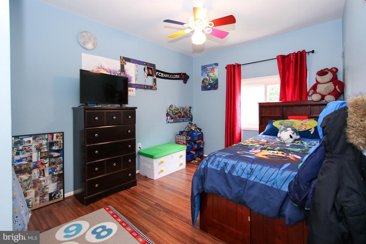 LAKE RIDGE - Residential