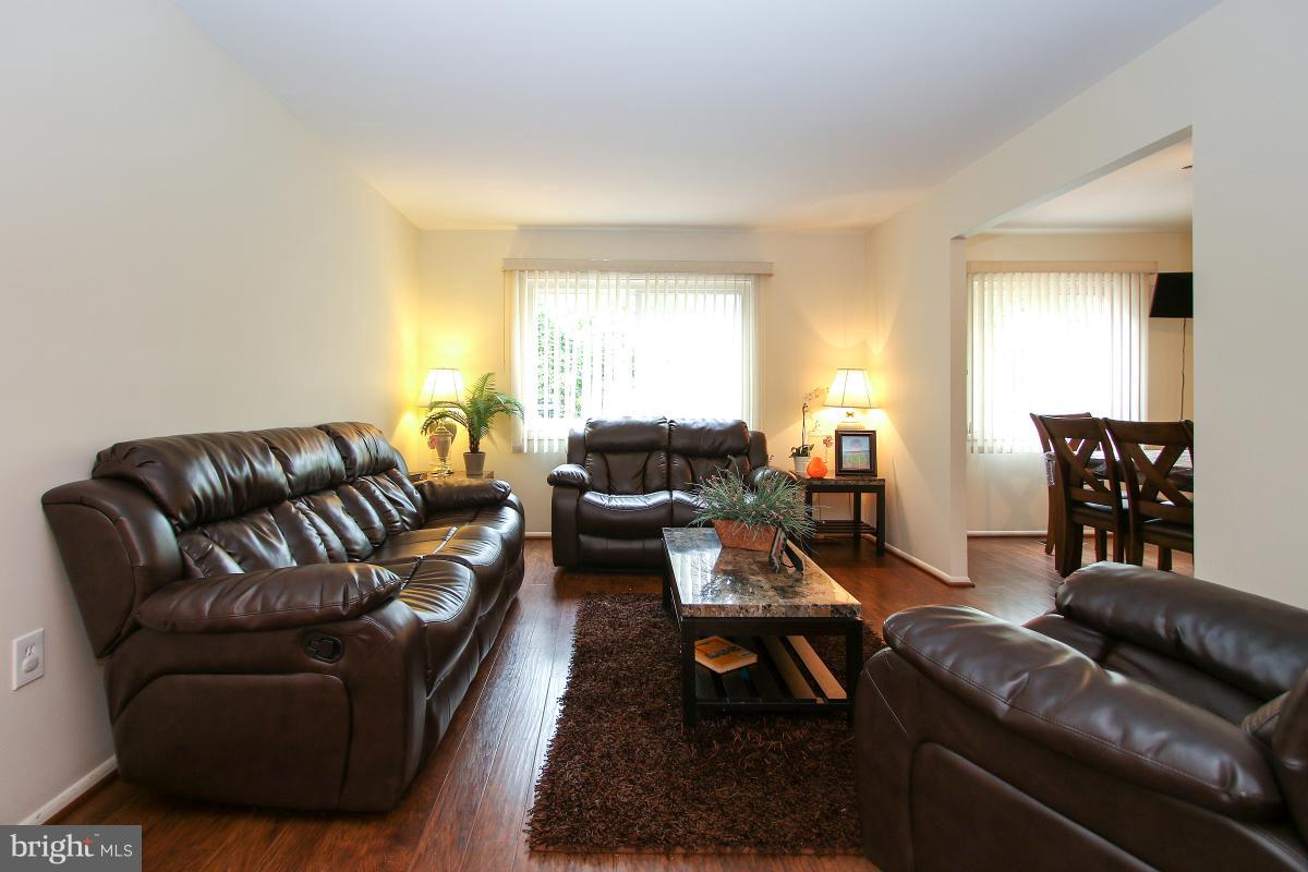 LAKE RIDGE - Residential