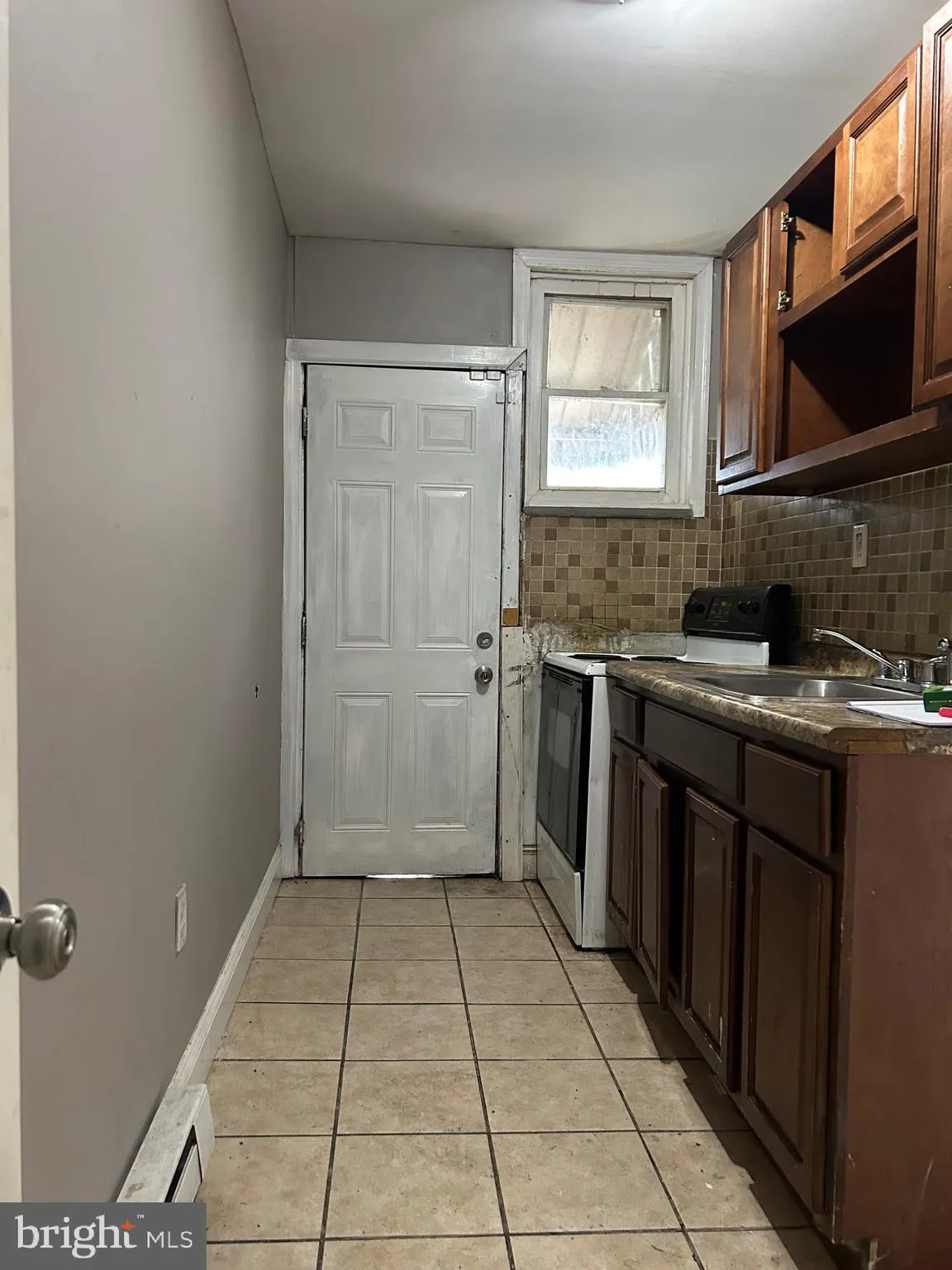 Philadelphia, Pennsylvania 19142, United States, 3 Bedrooms Bedrooms, ,1 BathroomBathrooms,Residential,Active,111684