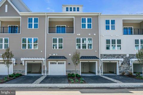 Photo of 8102 Donatello Drive, PRINCETON, NJ 08540 (MLS # NJME2071518)